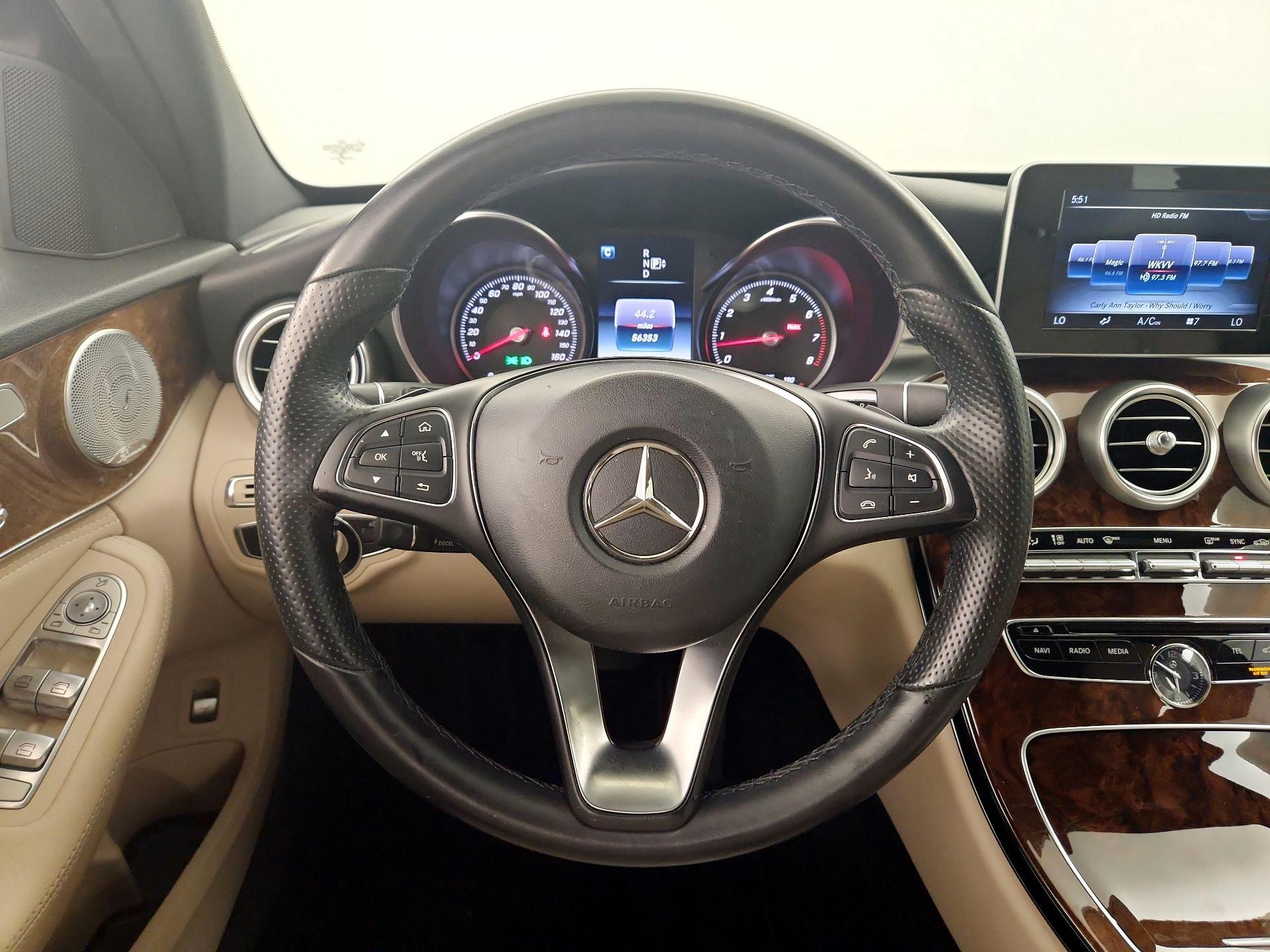 Thumbnail: 2015 Mercedes-Benz C-Class - 10