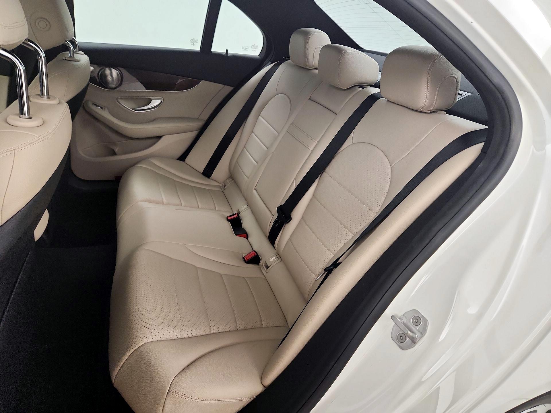 Thumbnail: 2015 Mercedes-Benz C-Class - 19