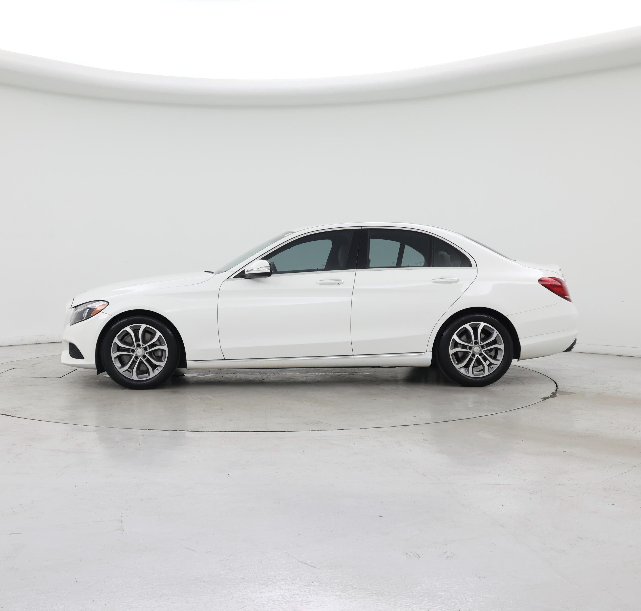 Thumbnail: 2015 Mercedes-Benz C-Class - 3