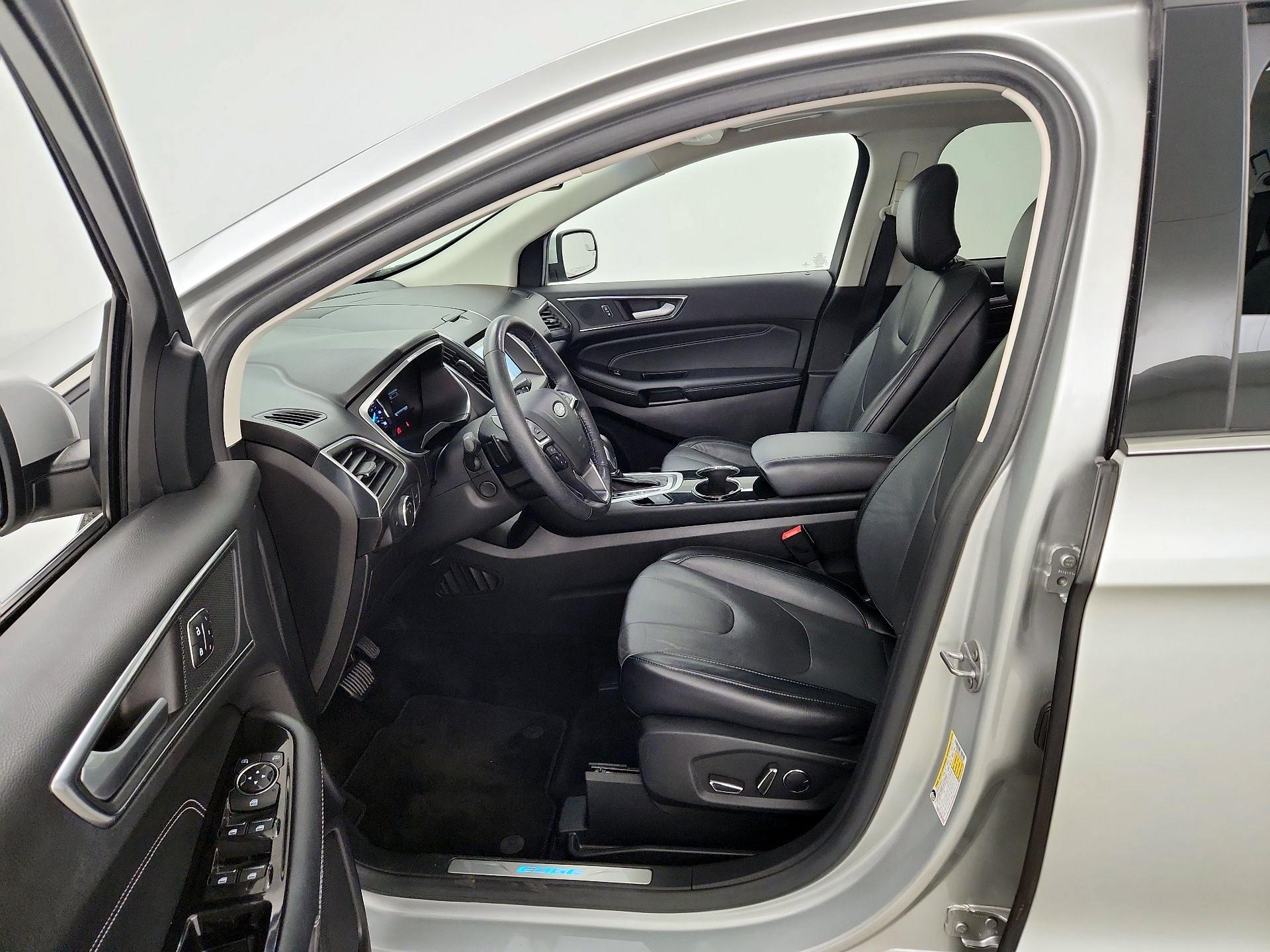 Thumbnail: 2018 Ford Edge - 11