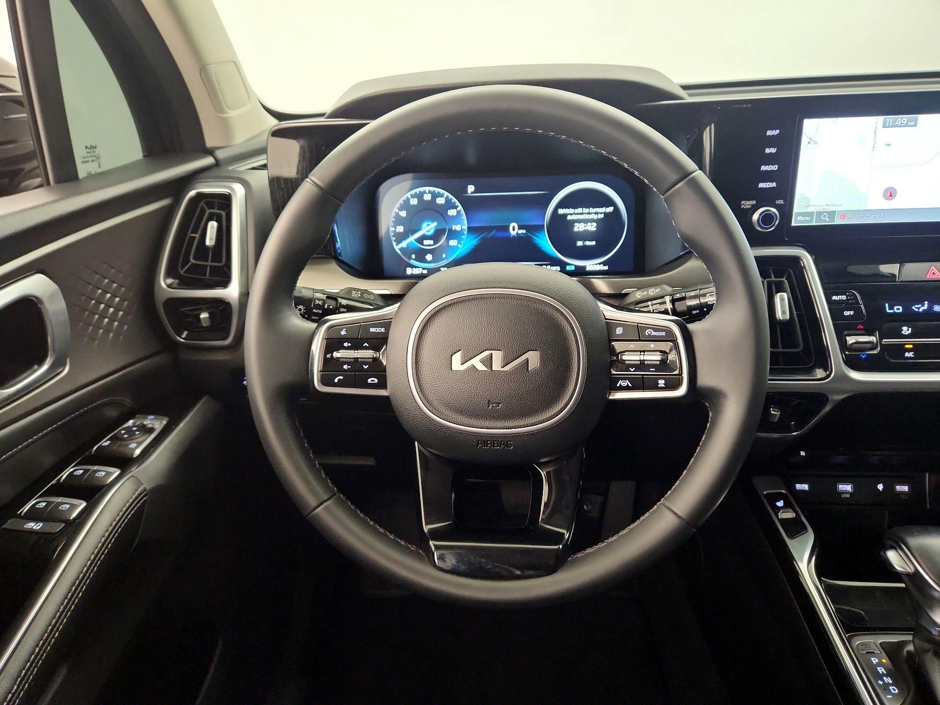 Thumbnail: 2023 Kia Sorento - 10