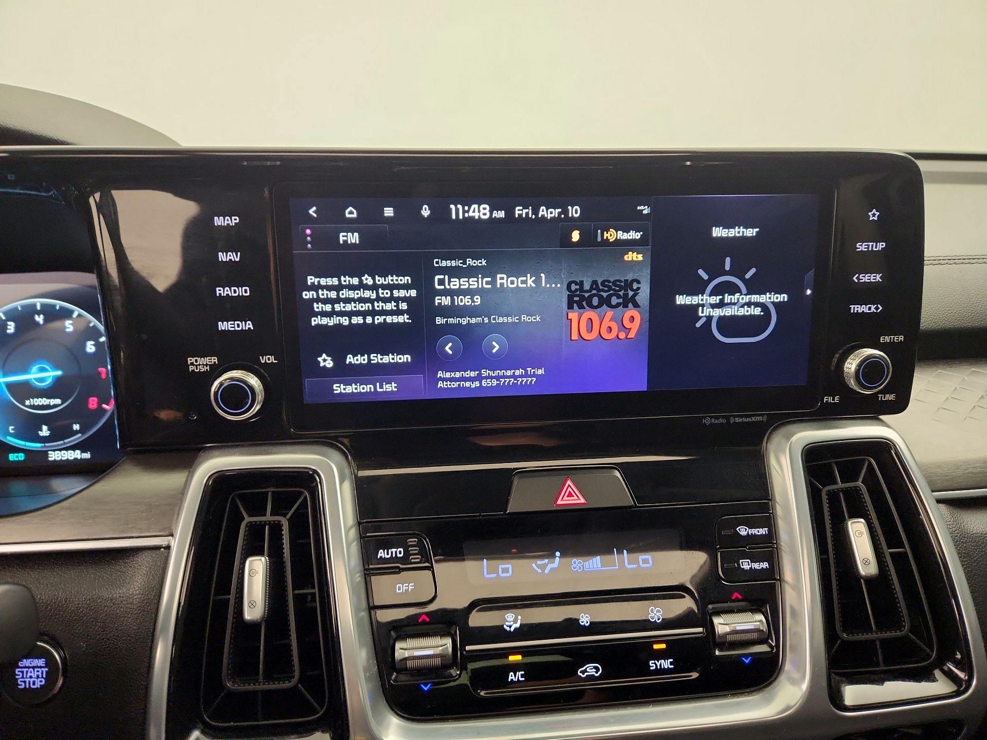 Thumbnail: 2023 Kia Sorento - 16