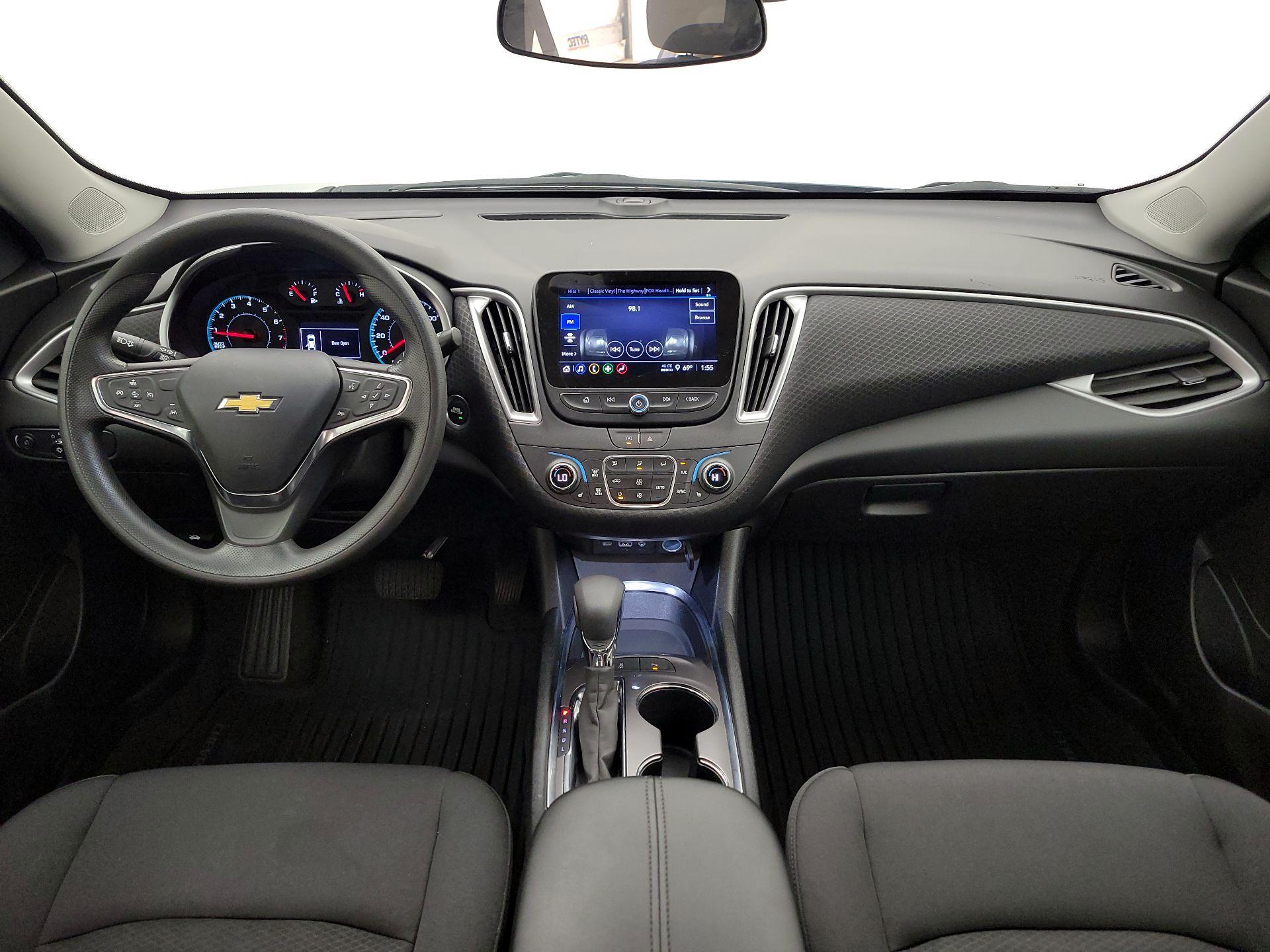 Thumbnail: 2025 Chevrolet Malibu - 9