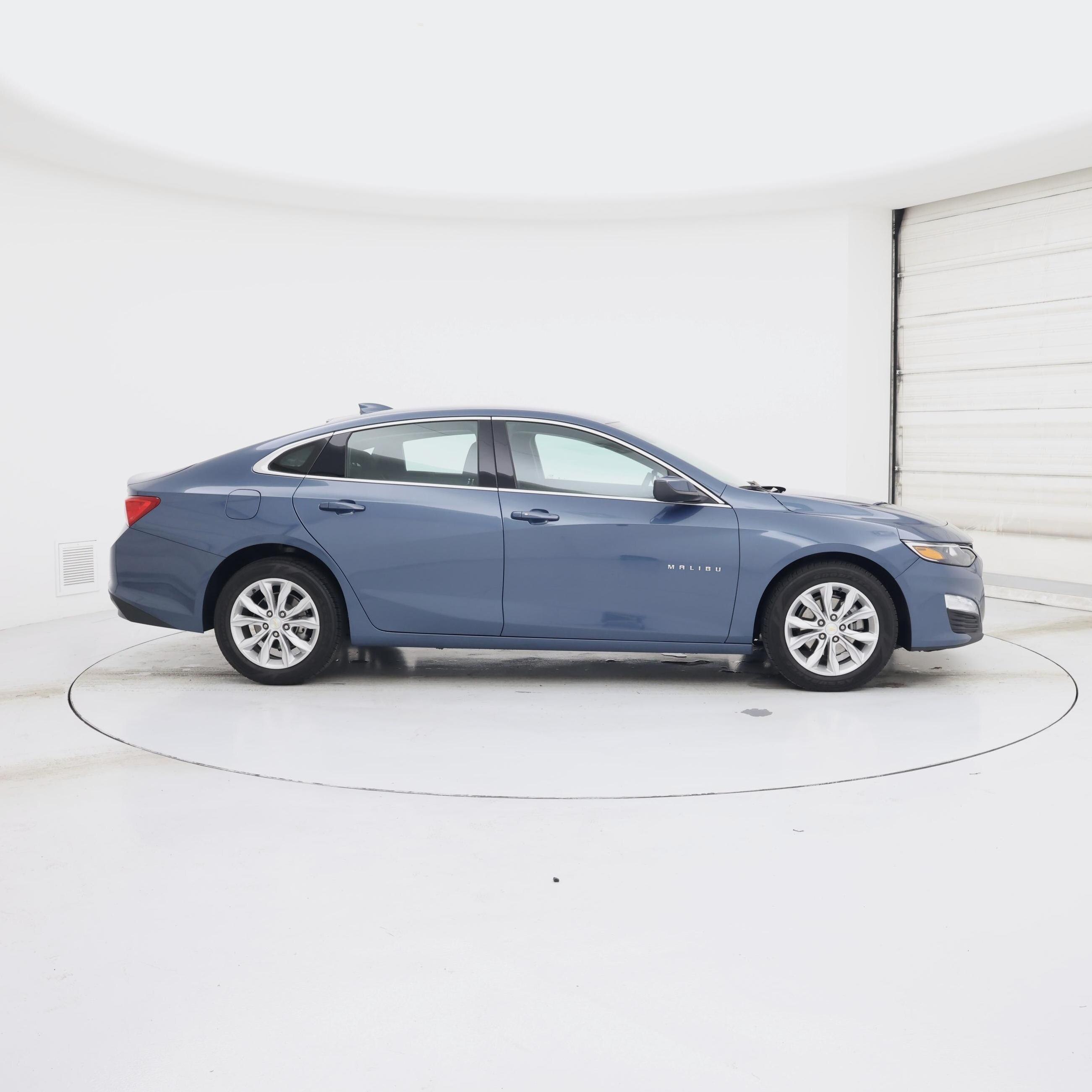 Thumbnail: 2025 Chevrolet Malibu - 7