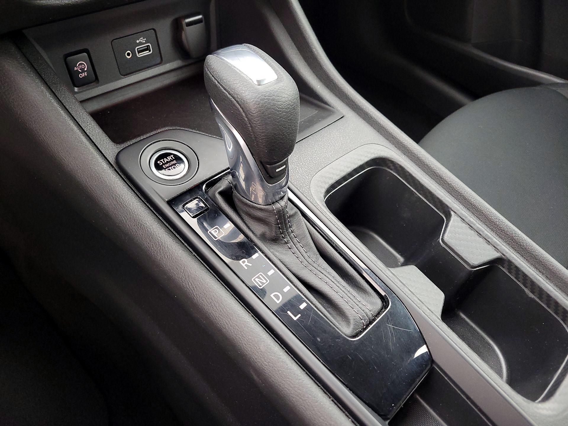 Thumbnail: 2024 Nissan Sentra - 17