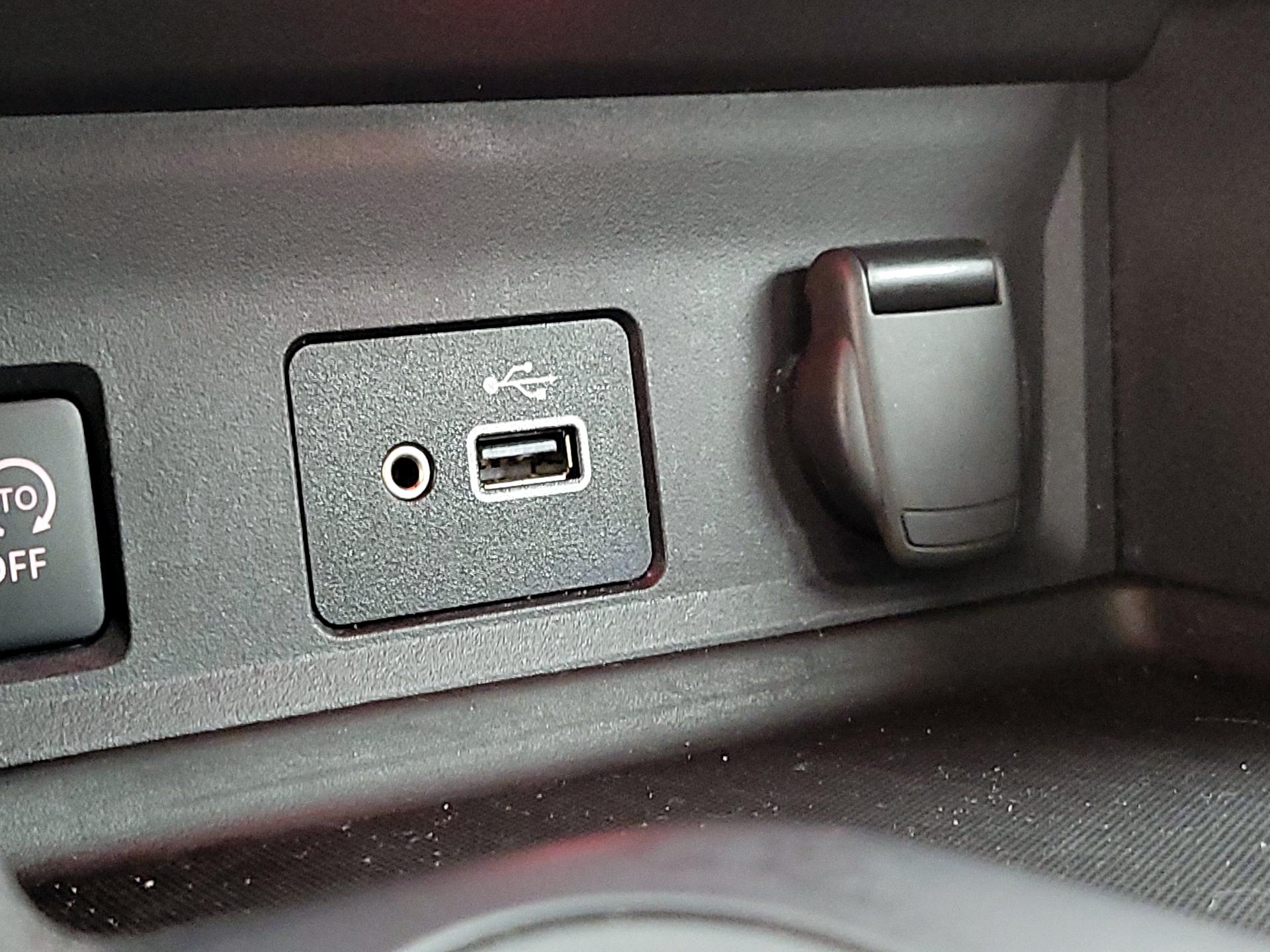 Thumbnail: 2024 Nissan Sentra - 18