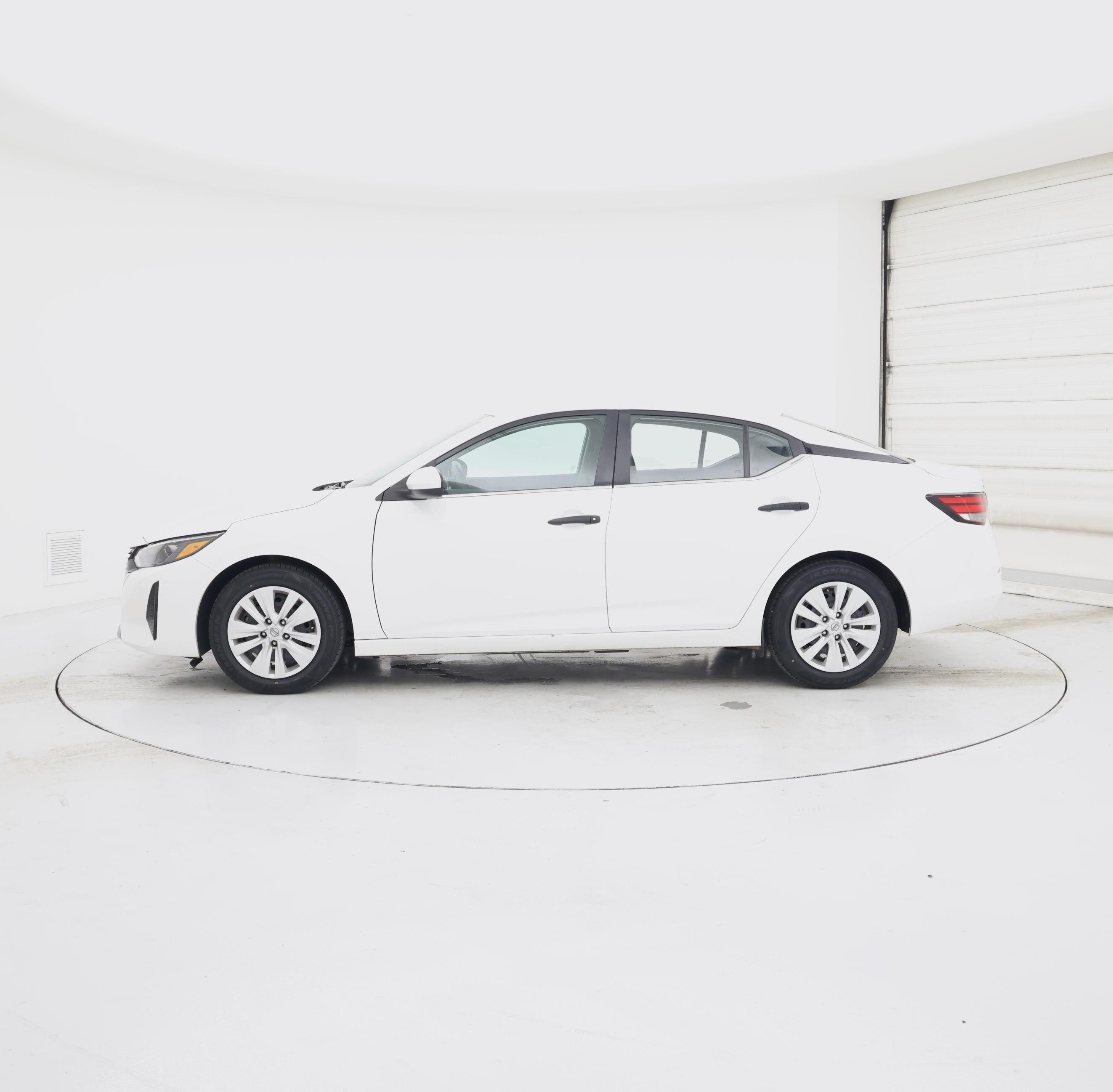 Thumbnail: 2024 Nissan Sentra - 3