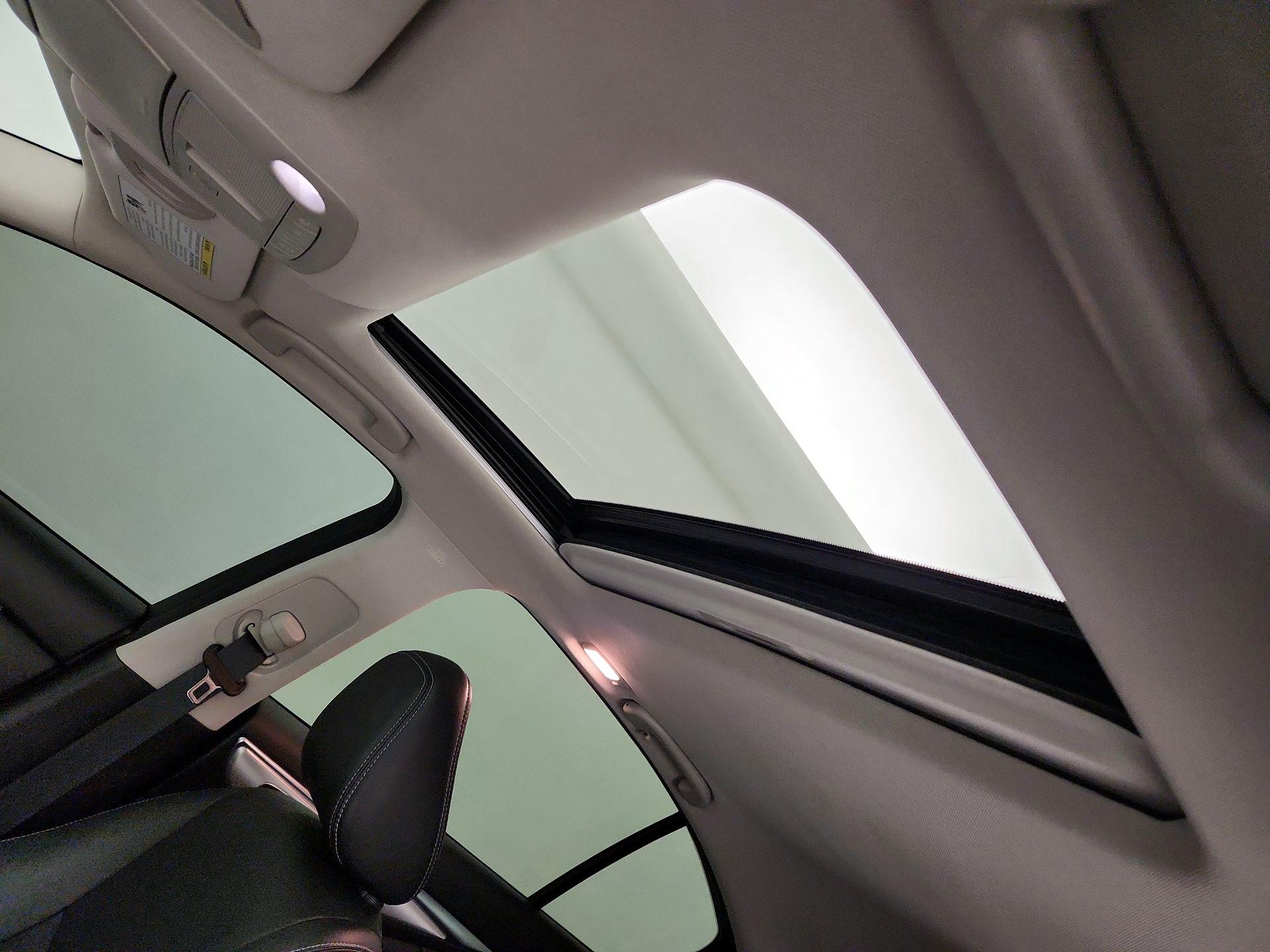 Thumbnail: 2022 INFINITI Q50 - 19