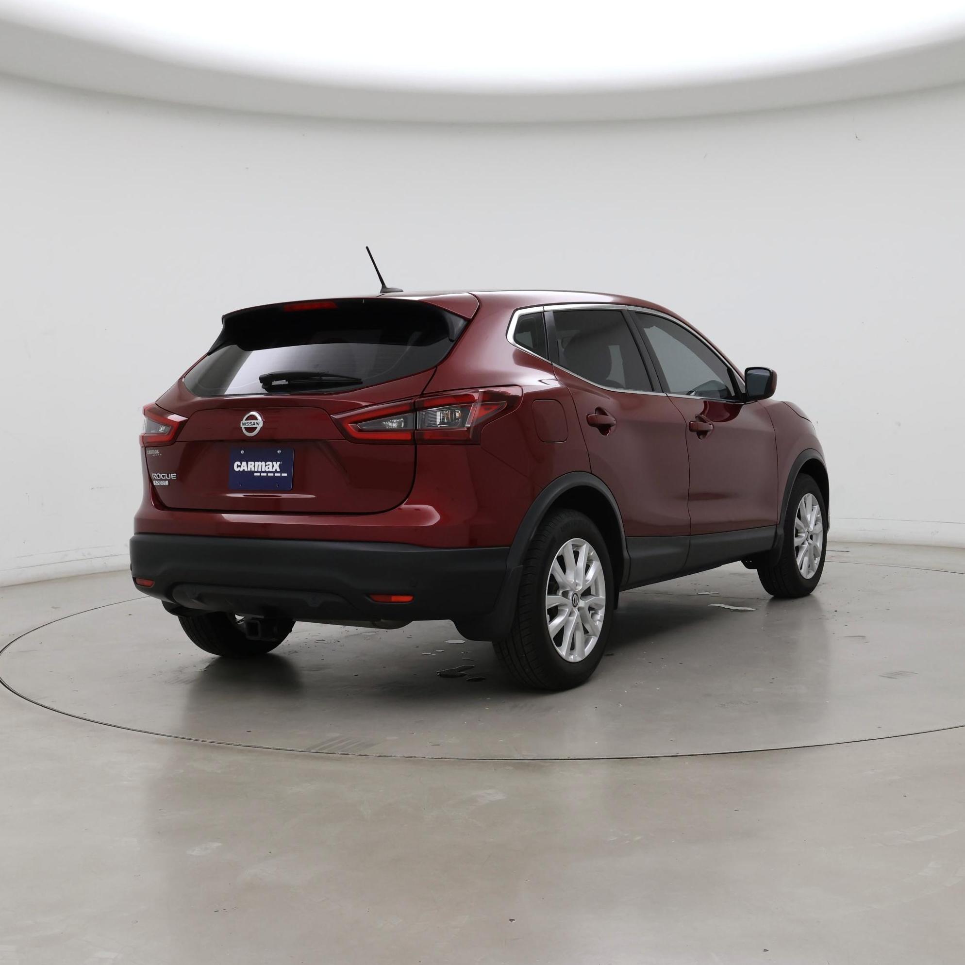 Thumbnail: 2021 Nissan Rogue Sport - 8