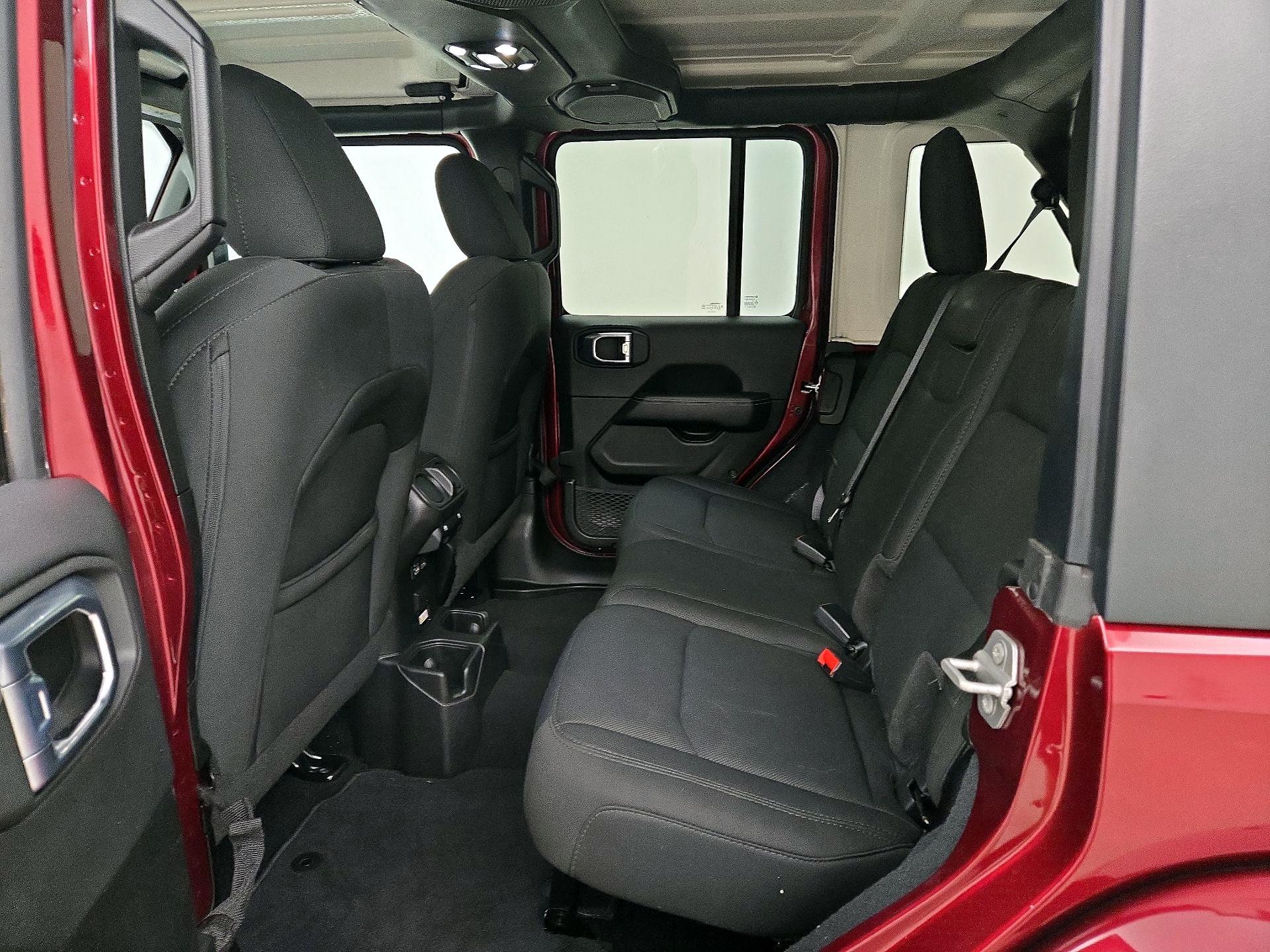 Thumbnail: 2022 Jeep Wrangler - 20