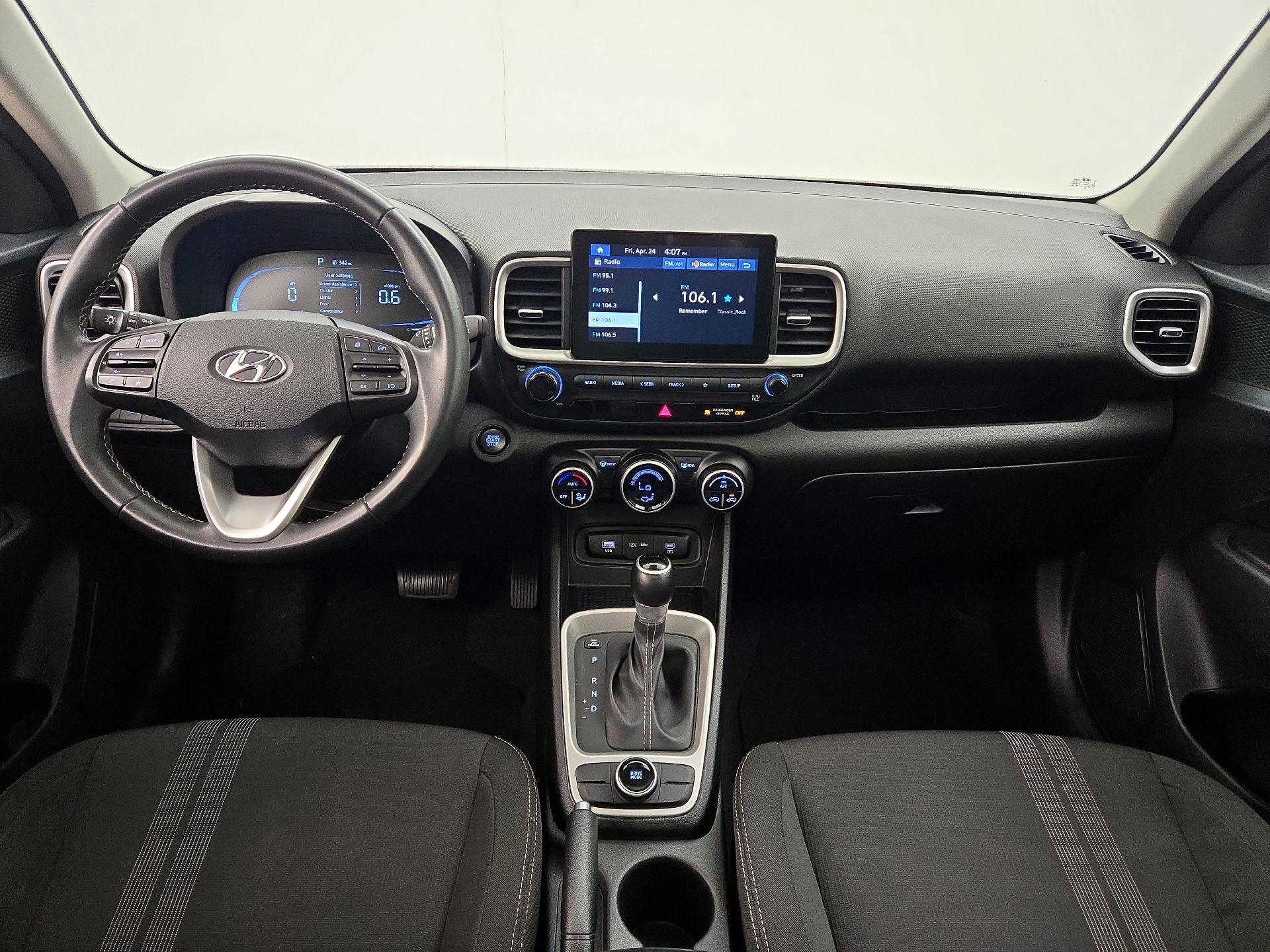 Thumbnail: 2024 Hyundai Venue - 9