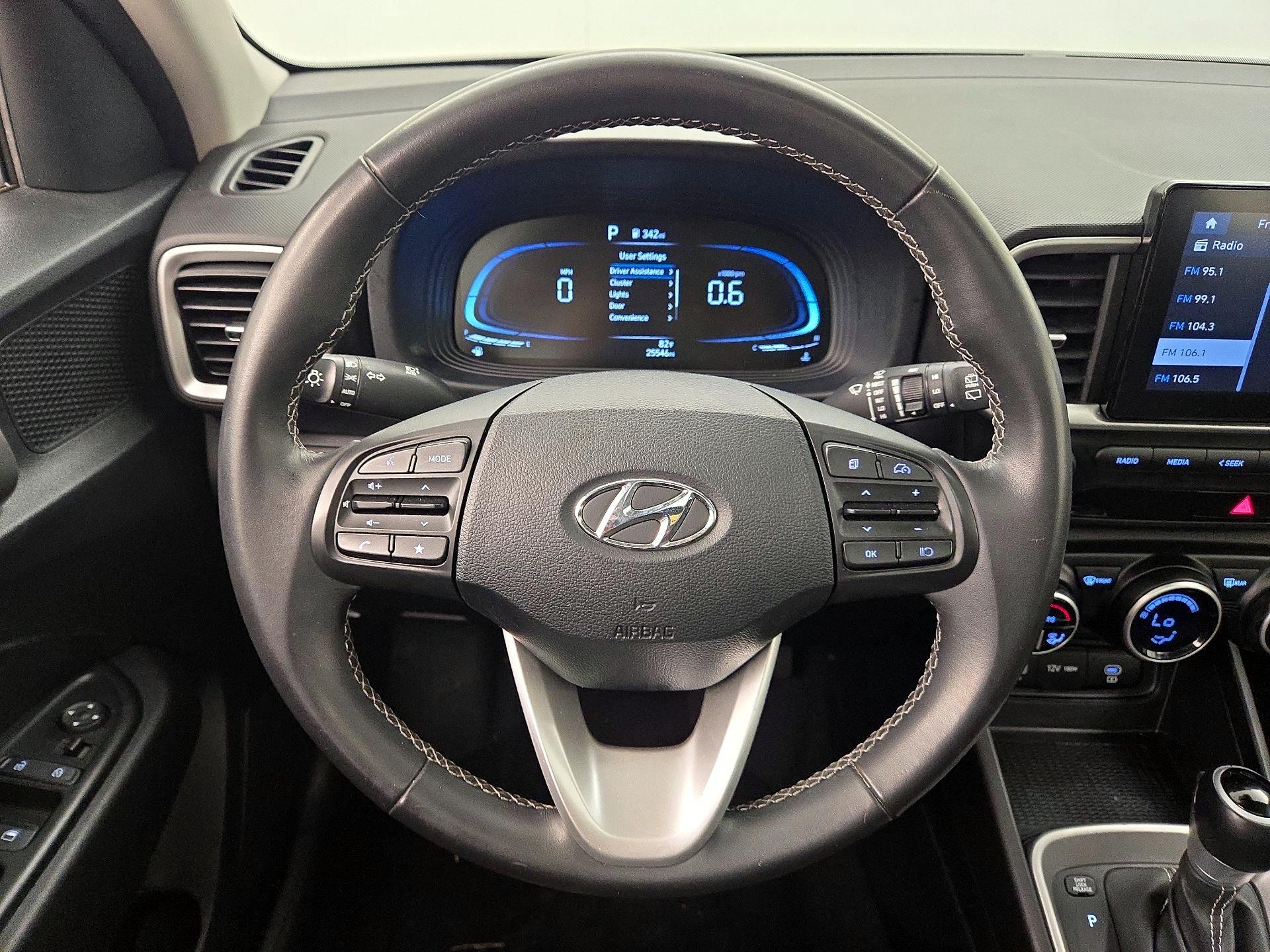 Thumbnail: 2024 Hyundai Venue - 10