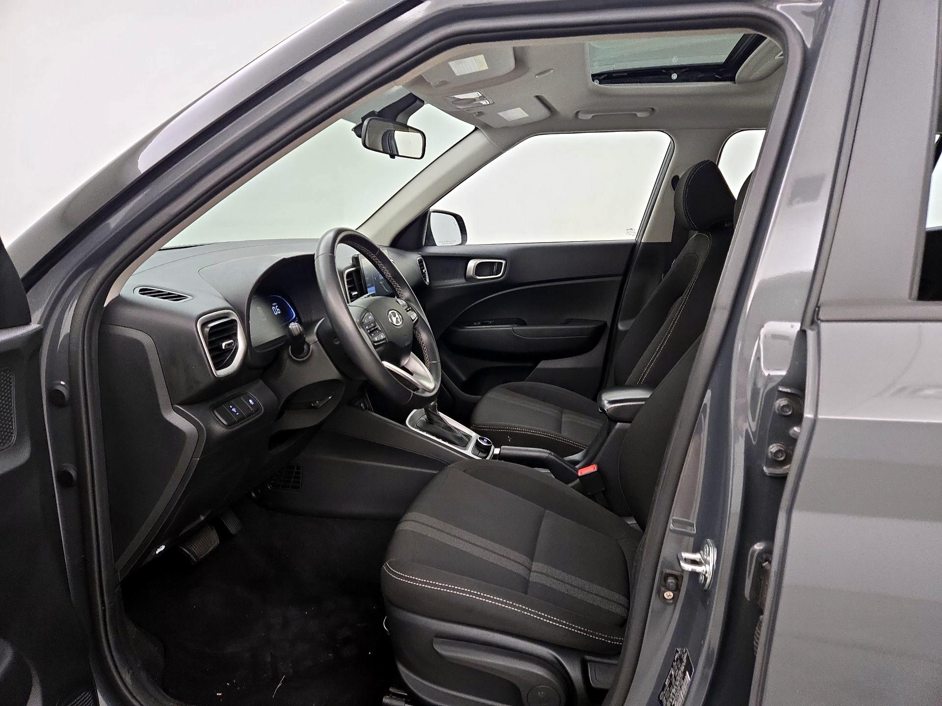 Thumbnail: 2024 Hyundai Venue - 11