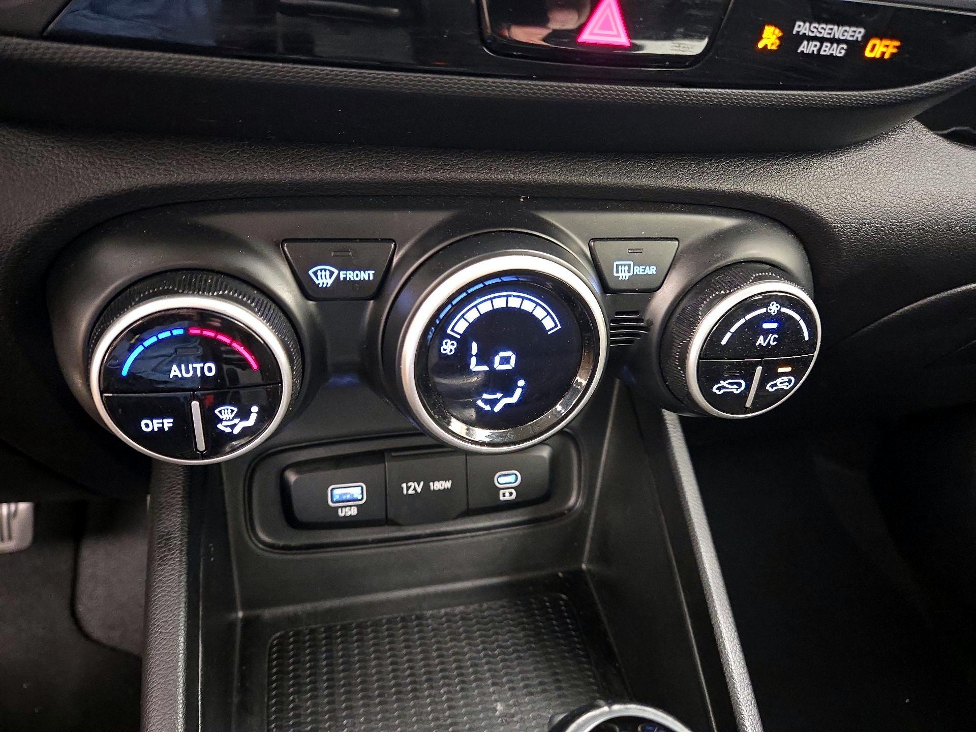 Thumbnail: 2024 Hyundai Venue - 16