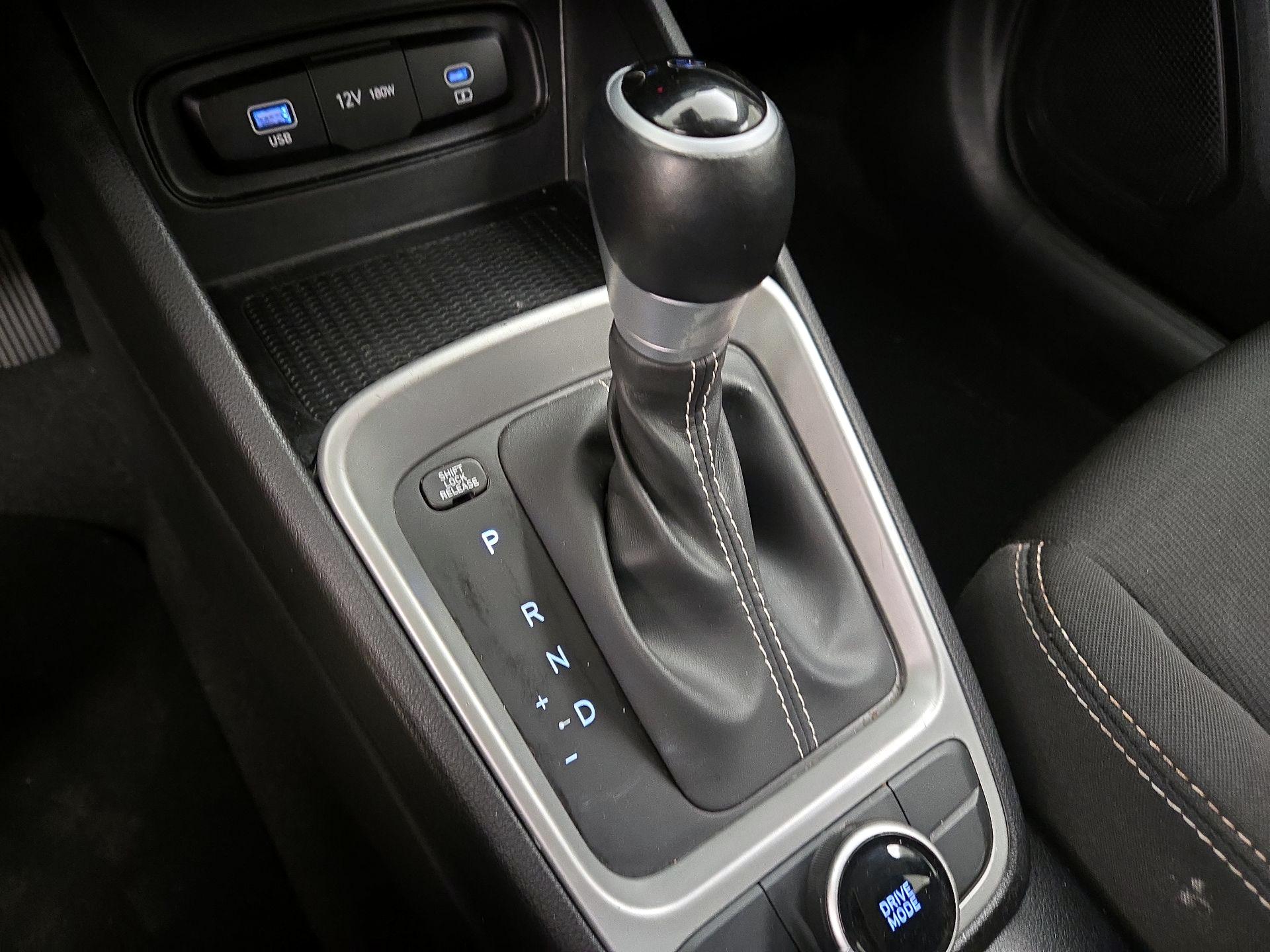 Thumbnail: 2024 Hyundai Venue - 17