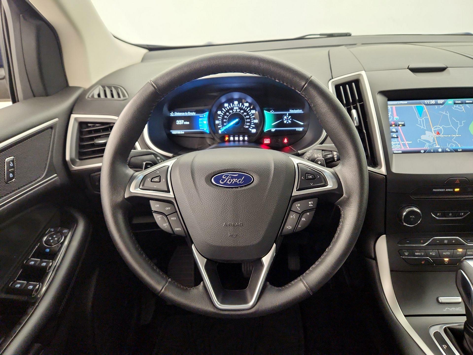 Thumbnail: 2015 Ford Edge - 10