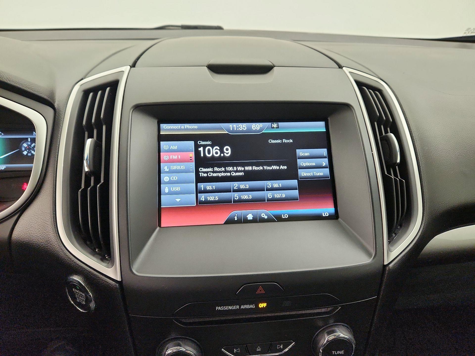 Thumbnail: 2015 Ford Edge - 16