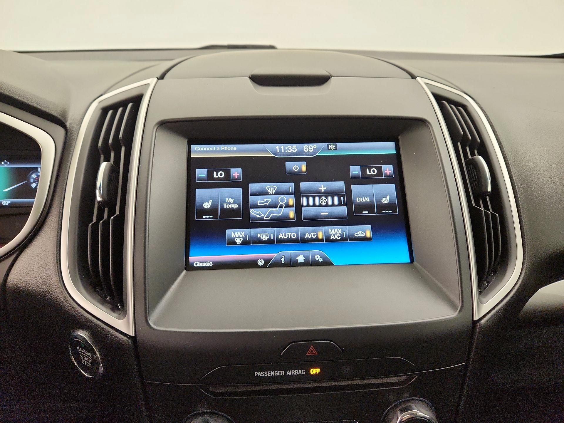 Thumbnail: 2015 Ford Edge - 17