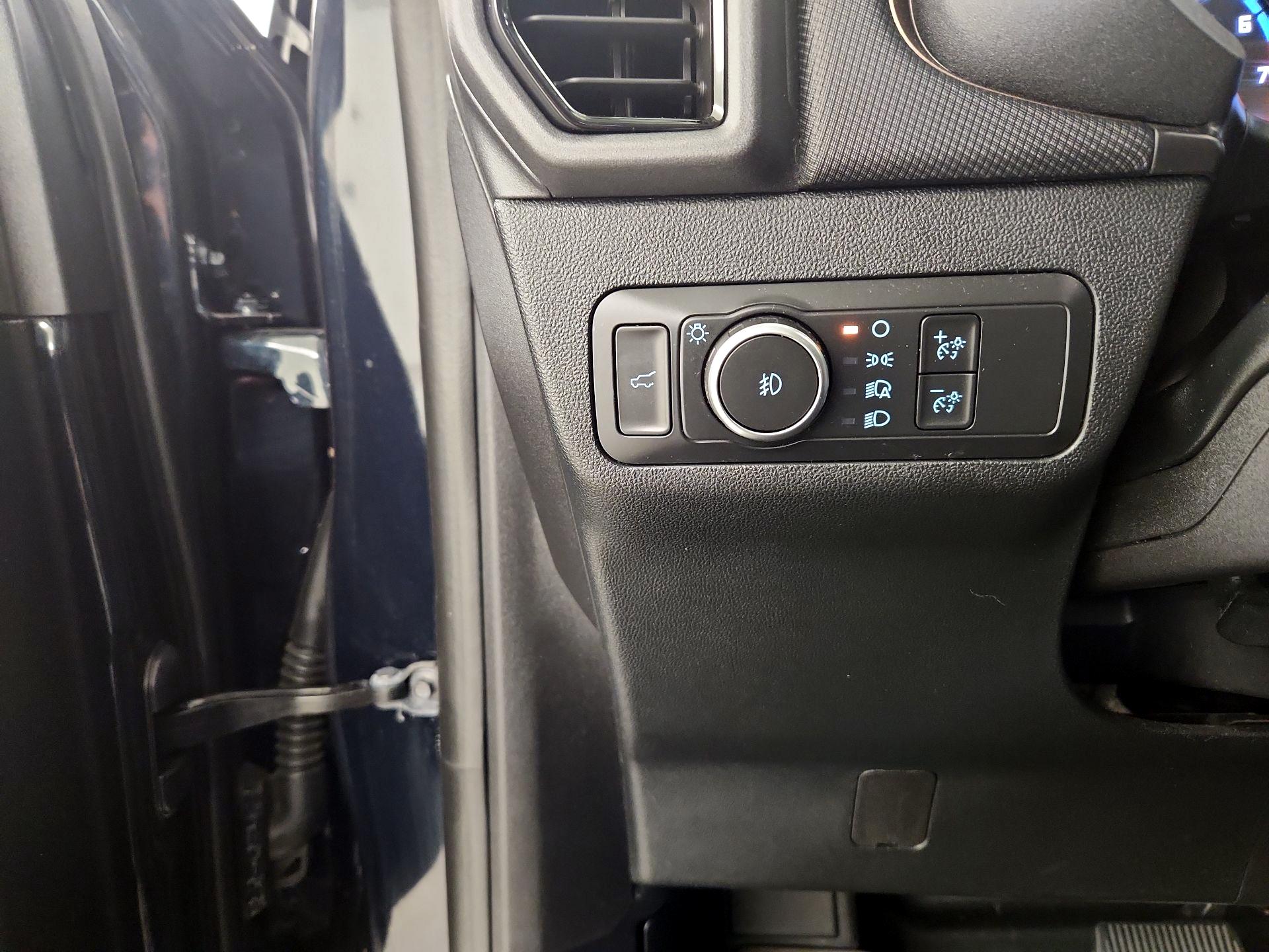 Thumbnail: 2021 Ford Bronco Sport - 13