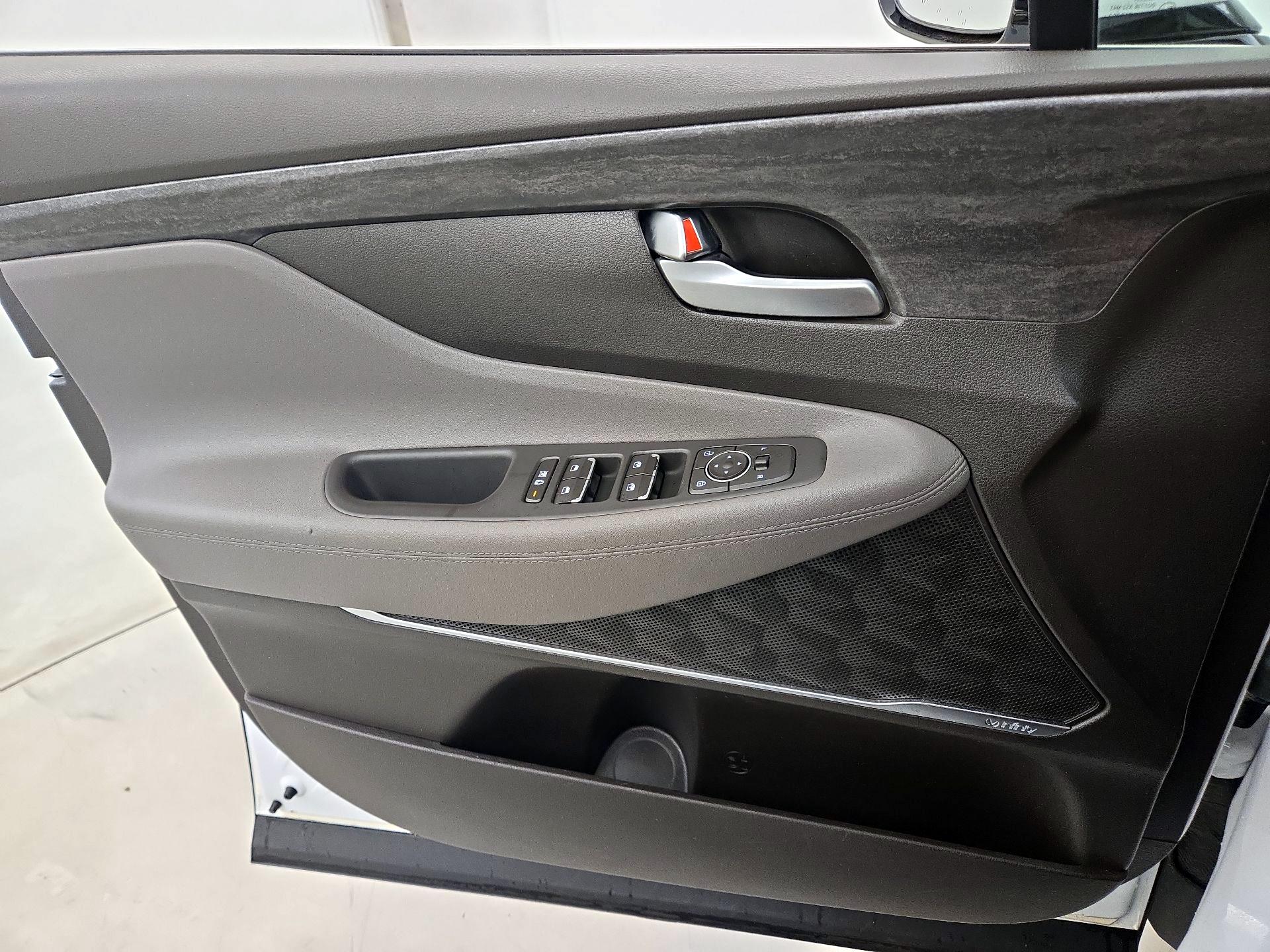 Thumbnail: 2019 Hyundai Santa Fe - 12