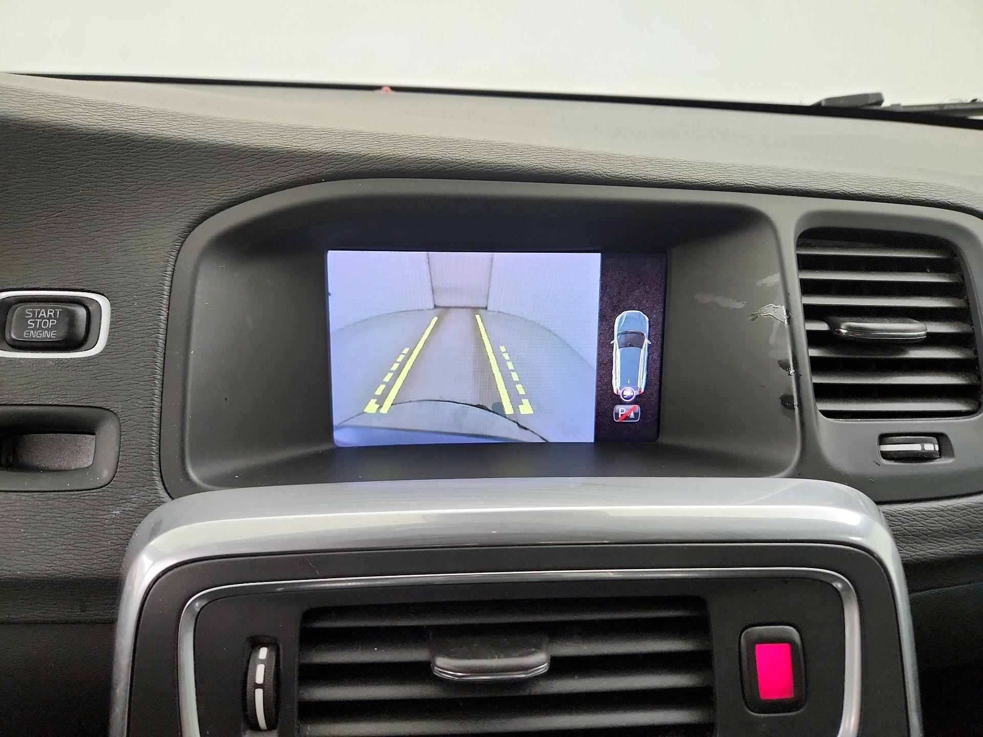 Thumbnail: 2018 Volvo S60 - 15