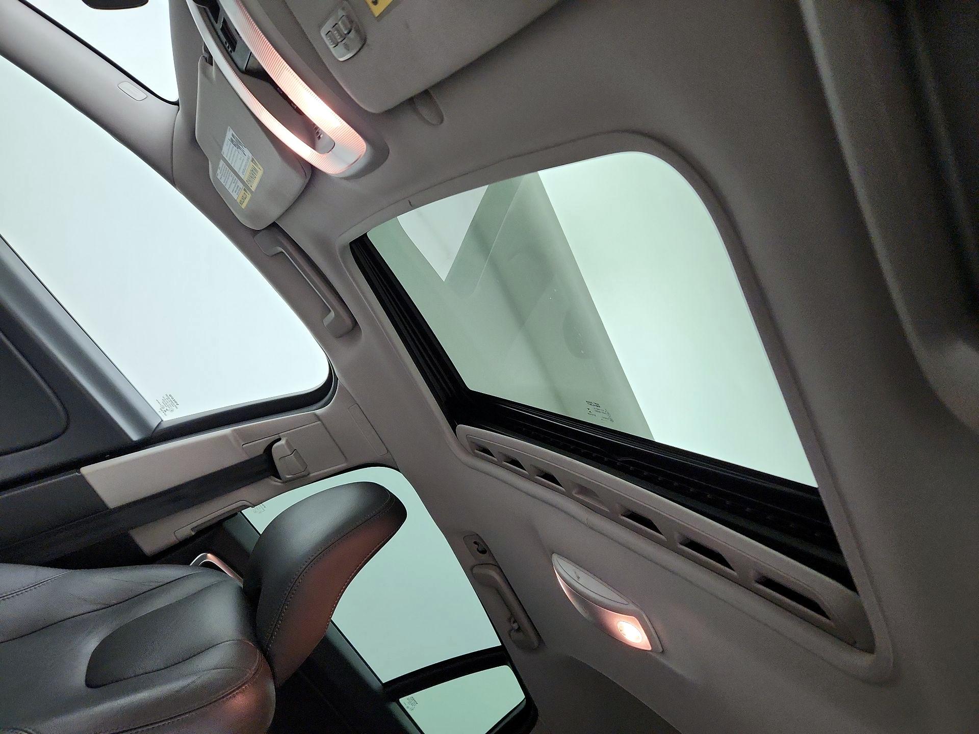 Thumbnail: 2018 Volvo S60 - 20