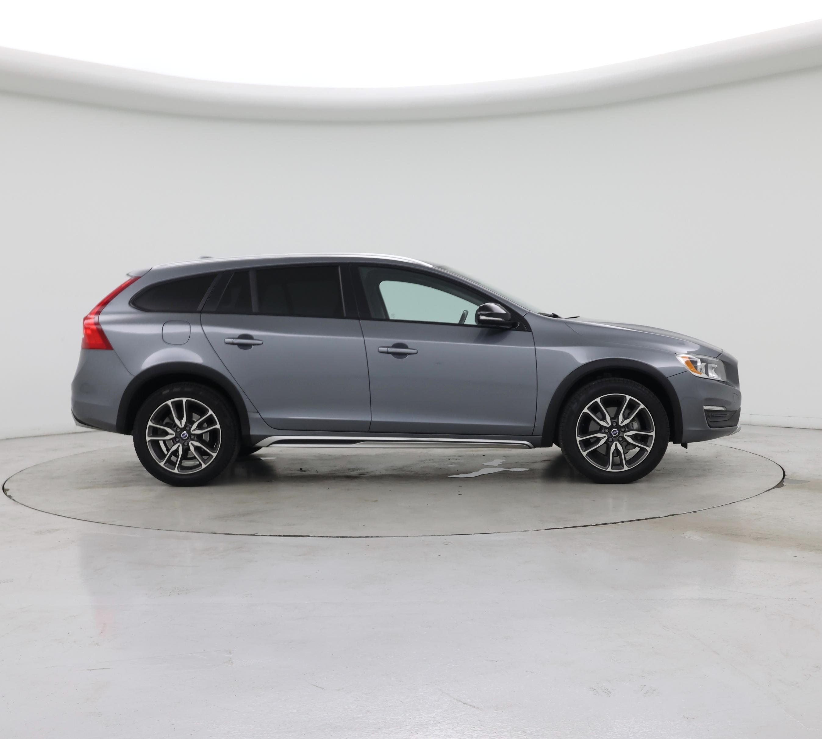 Thumbnail: 2018 Volvo S60 - 7