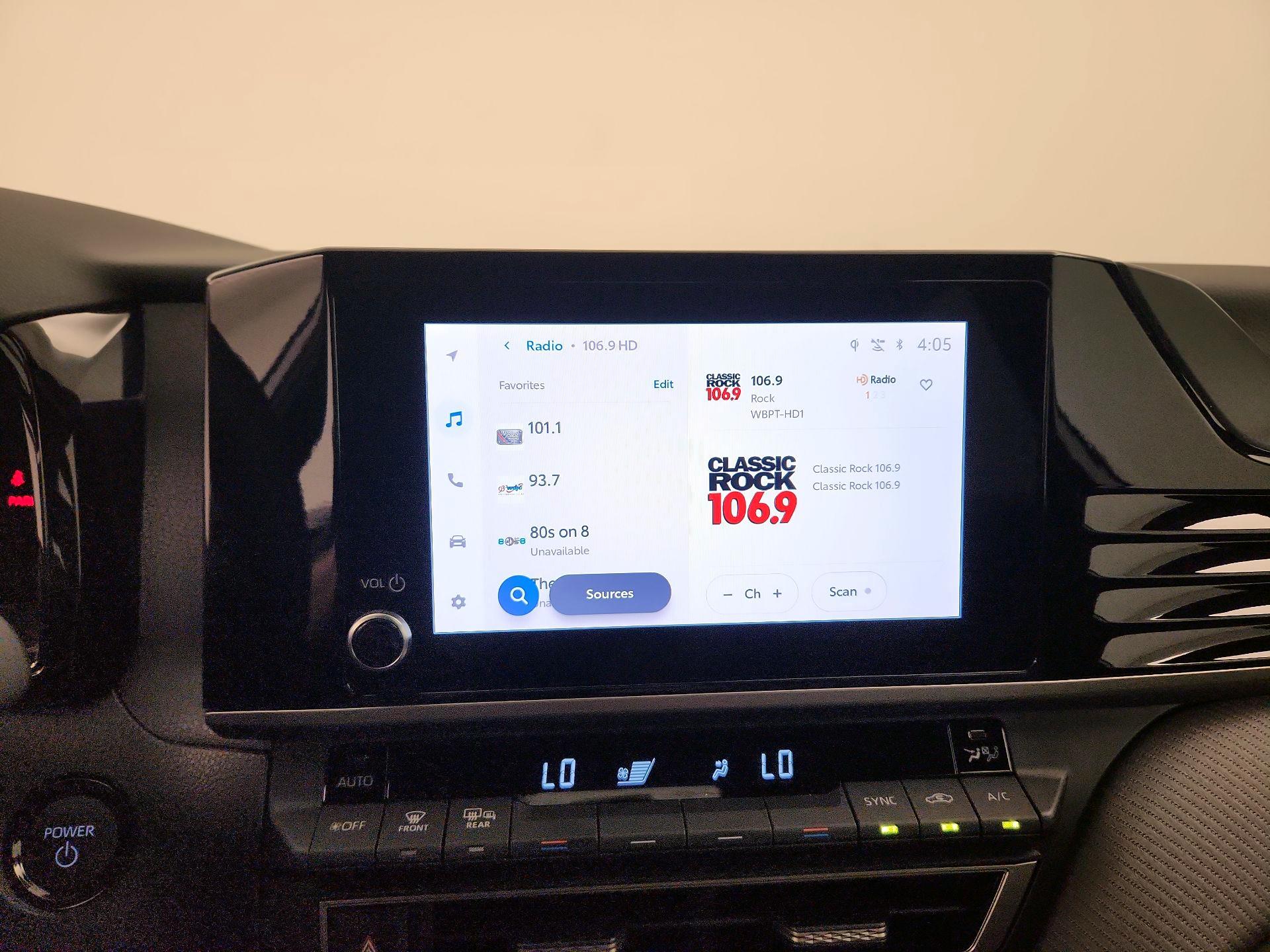 Thumbnail: 2025 Toyota Camry - 15