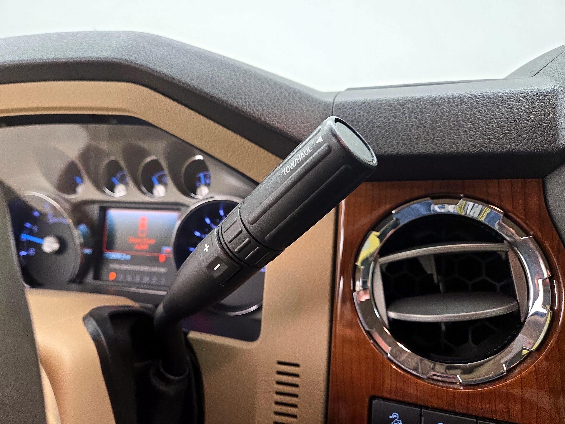 Thumbnail: 2015 Ford F-250 - 17