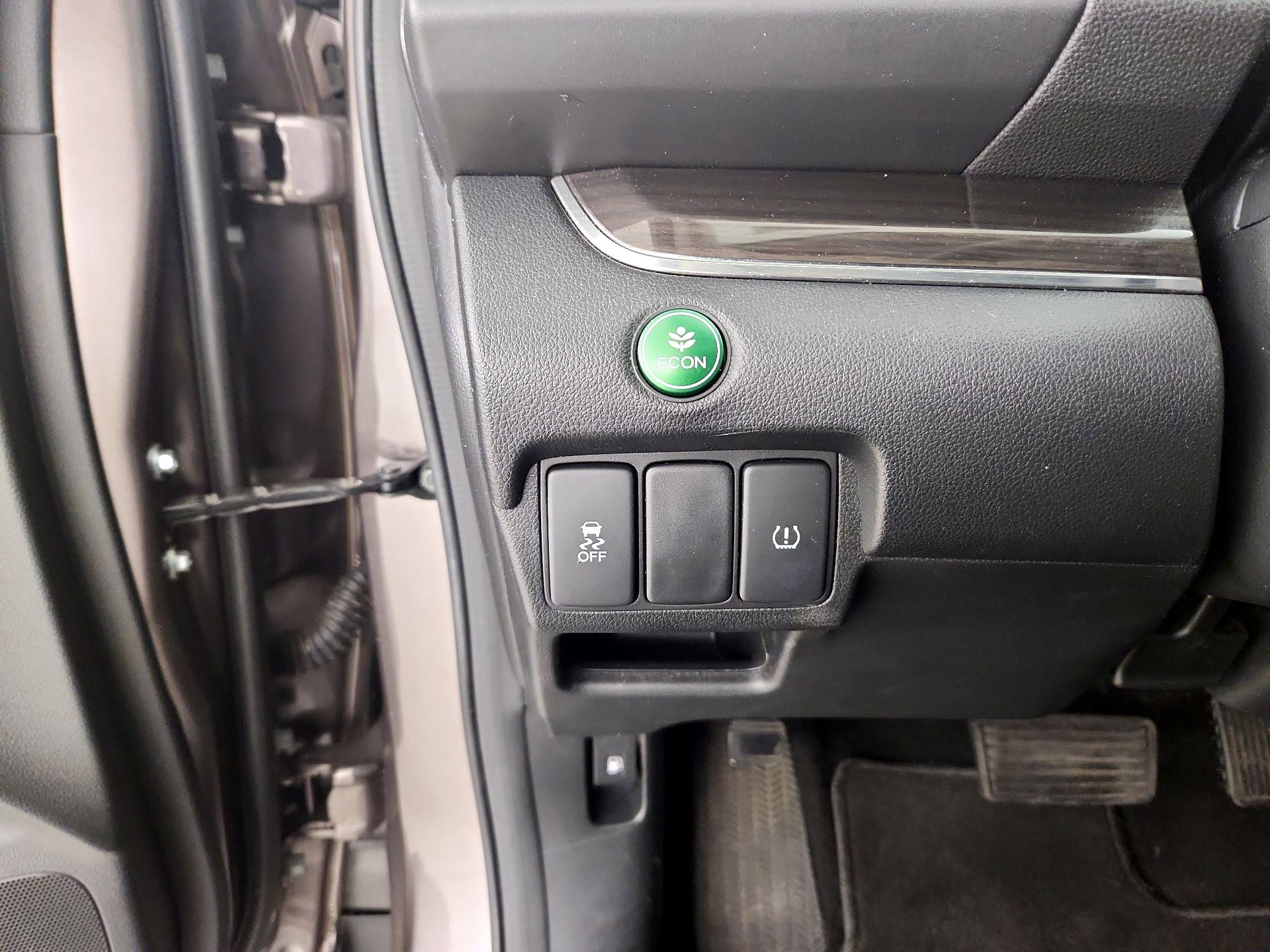 Thumbnail: 2016 Honda CR-V - 13