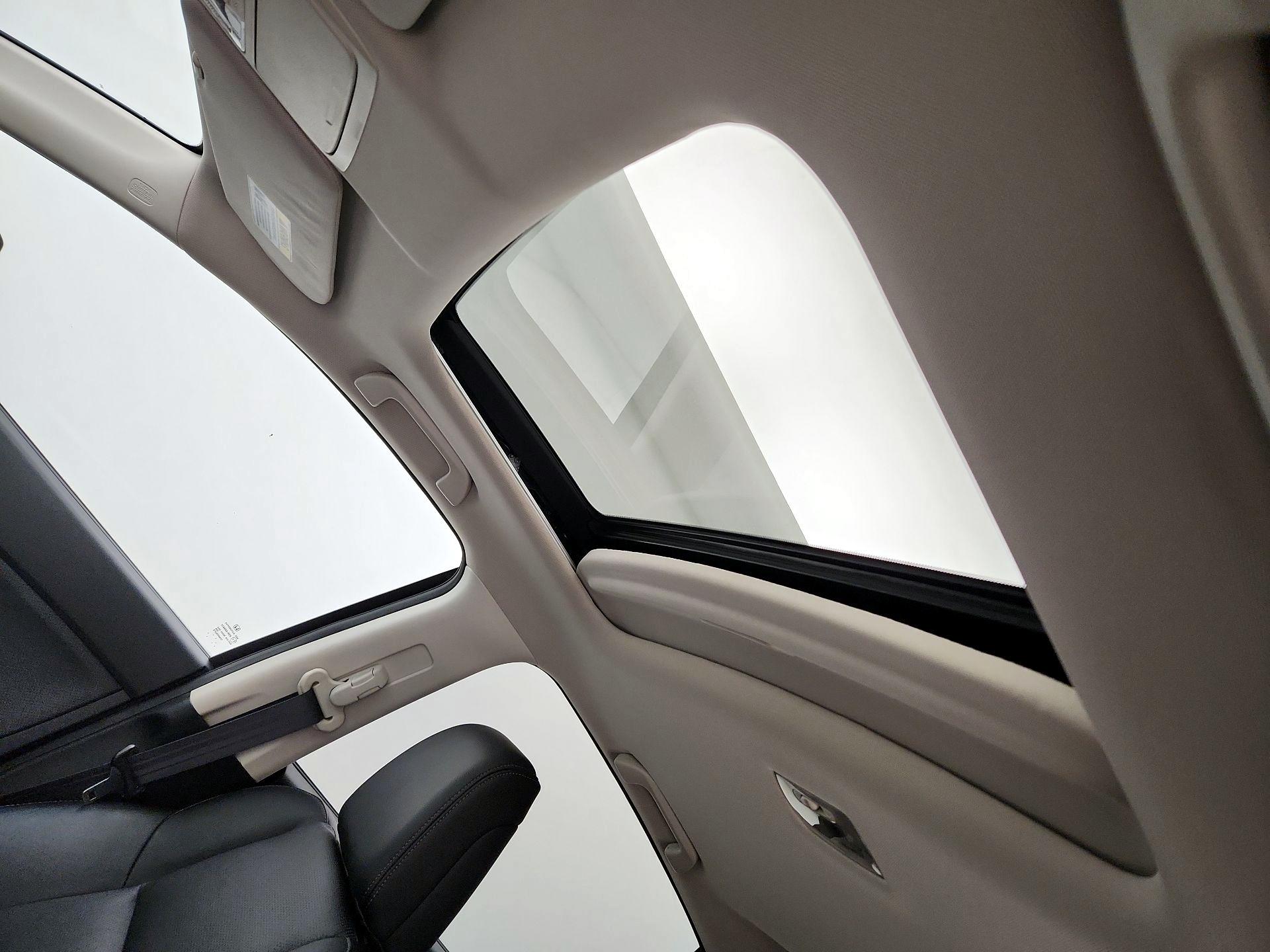 Thumbnail: 2016 Honda CR-V - 19