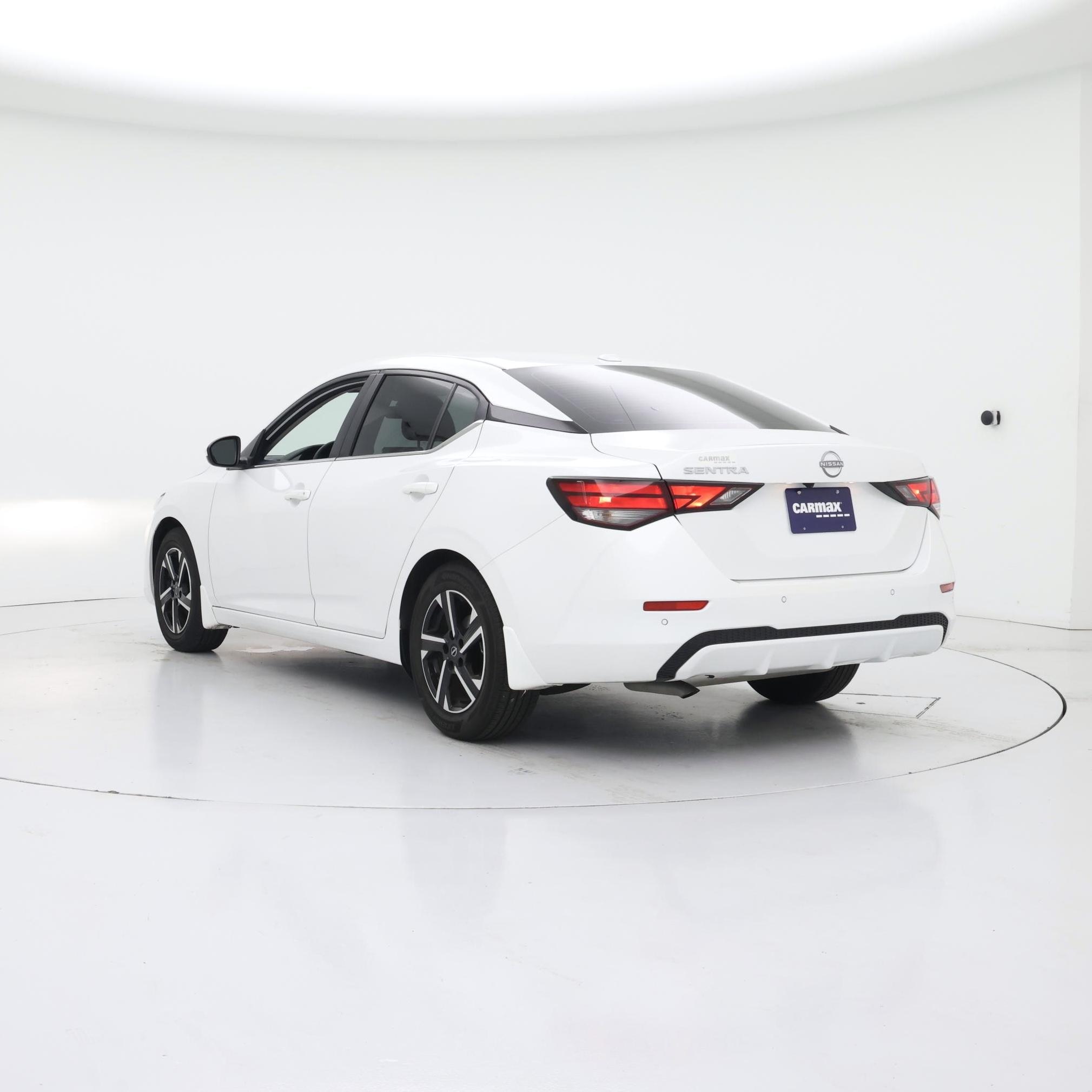 Thumbnail: 2025 Nissan Sentra - 2