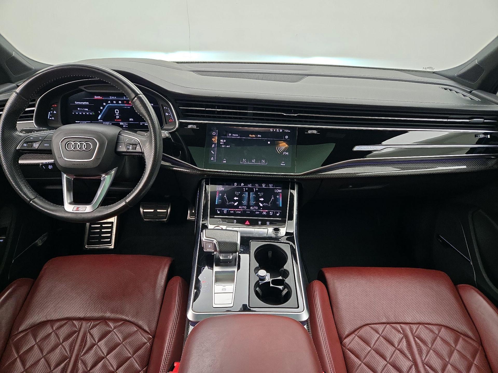 Thumbnail: 2020 Audi SQ7 - 9