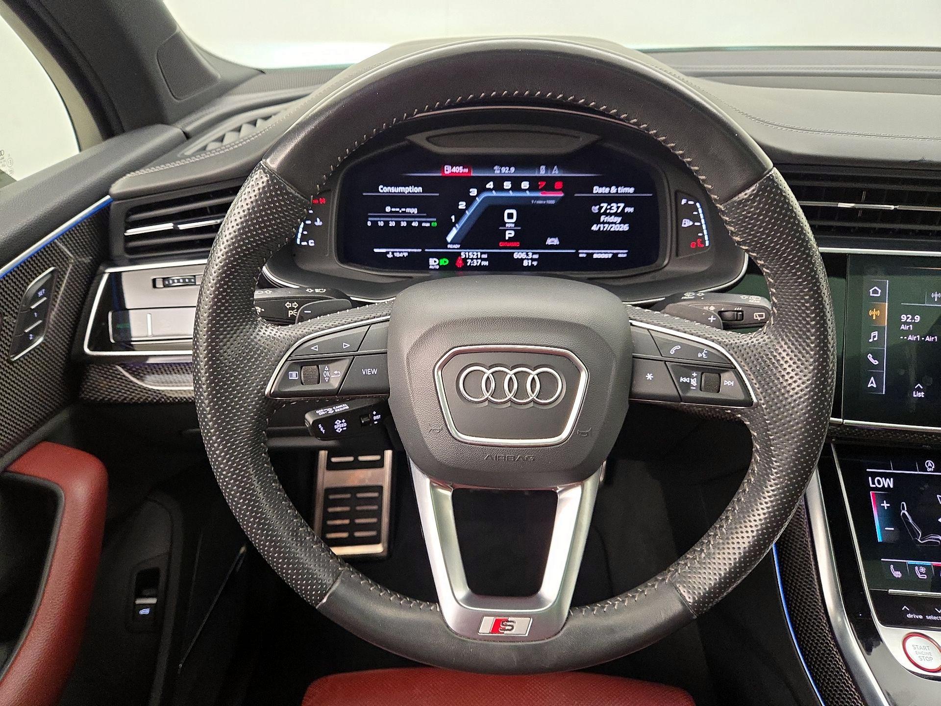 Thumbnail: 2020 Audi SQ7 - 10