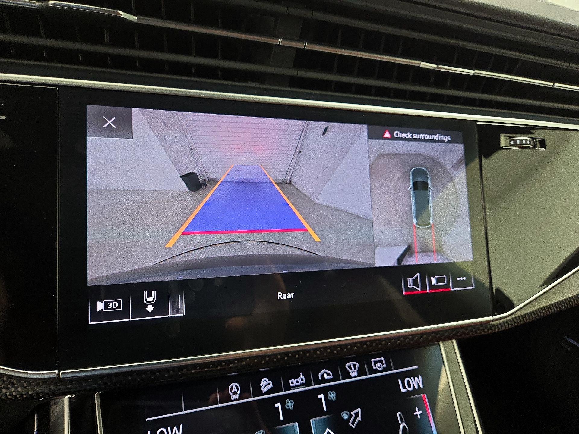 Thumbnail: 2020 Audi SQ7 - 15