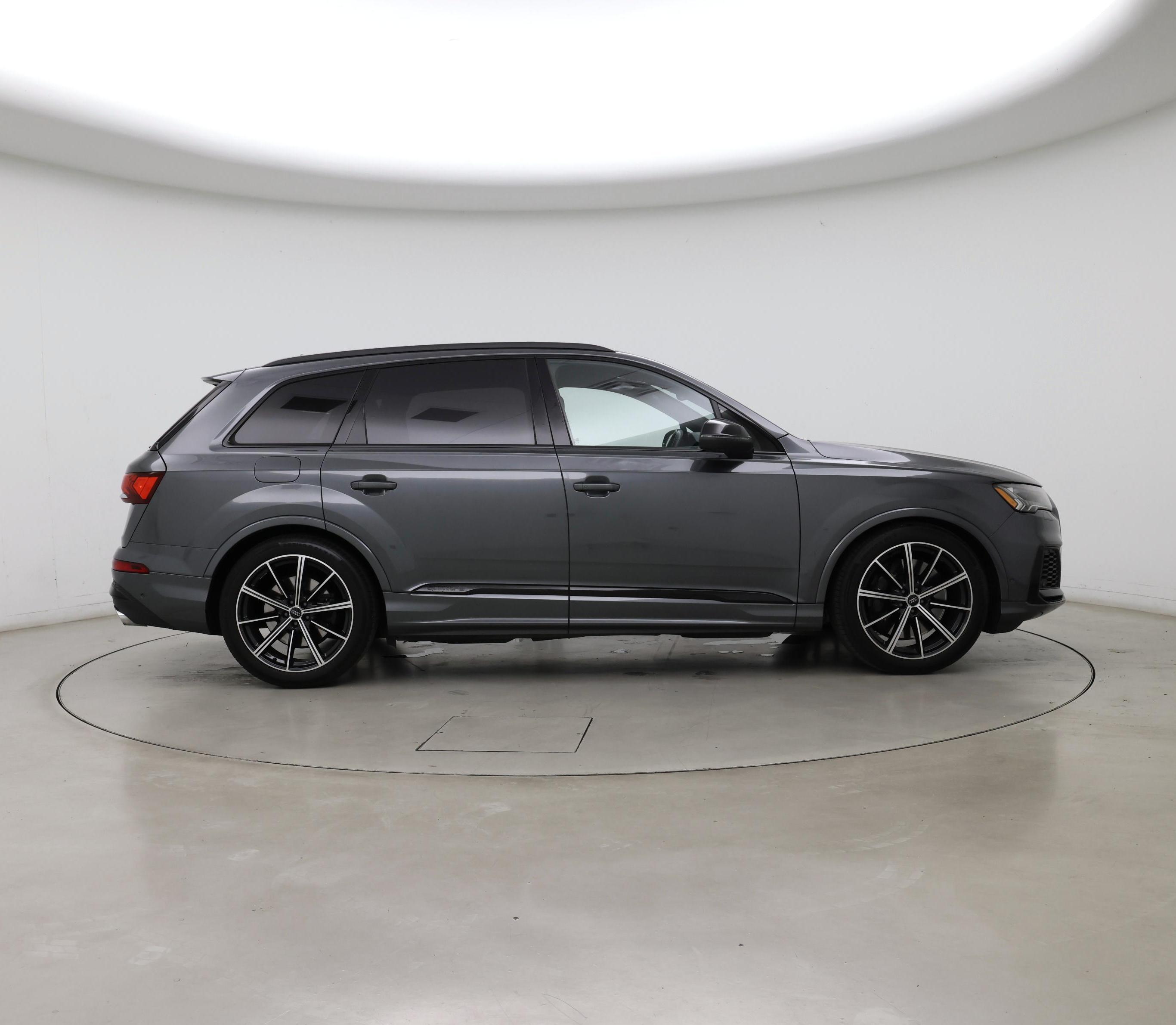 Thumbnail: 2020 Audi SQ7 - 7