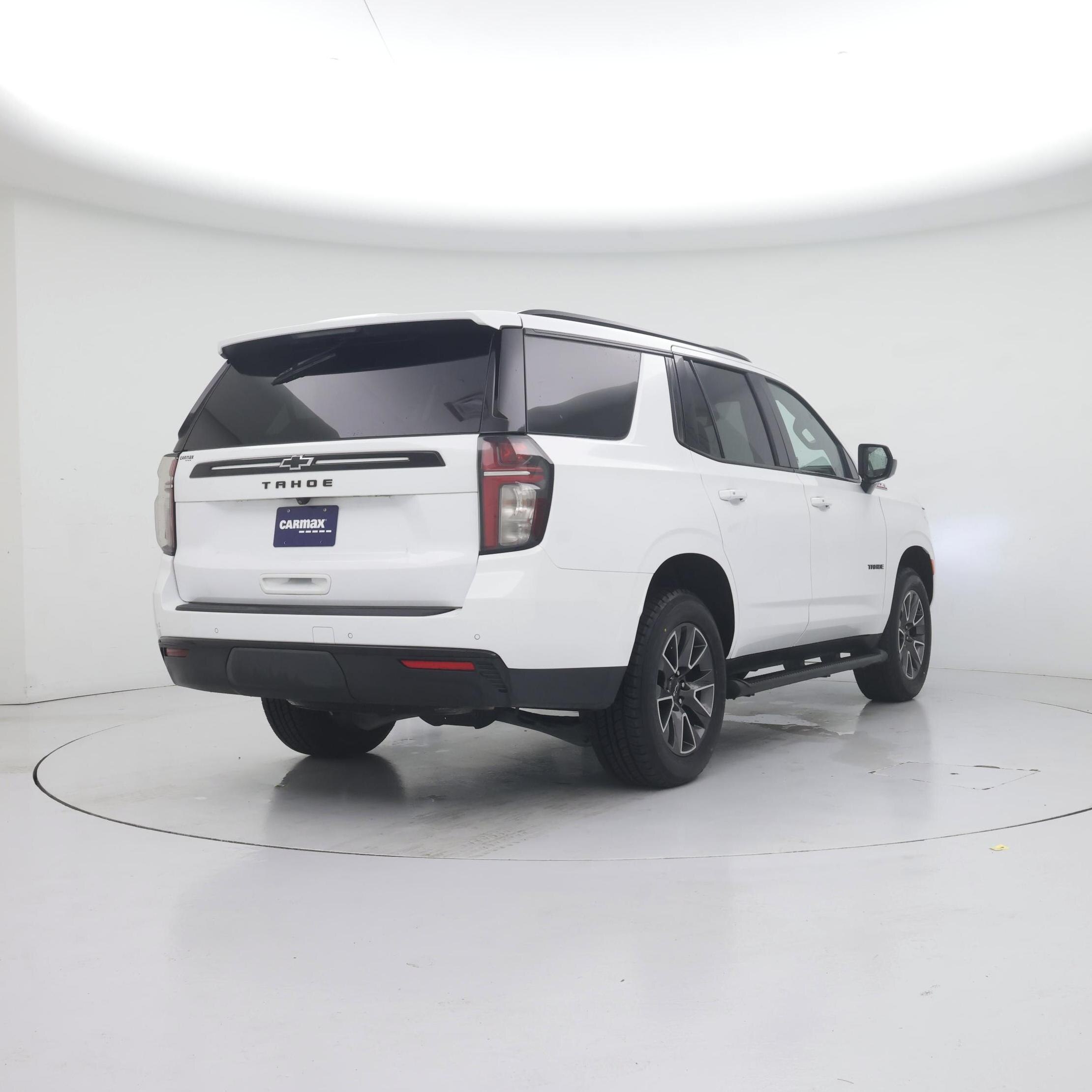 Thumbnail: 2024 Chevrolet Tahoe - 8