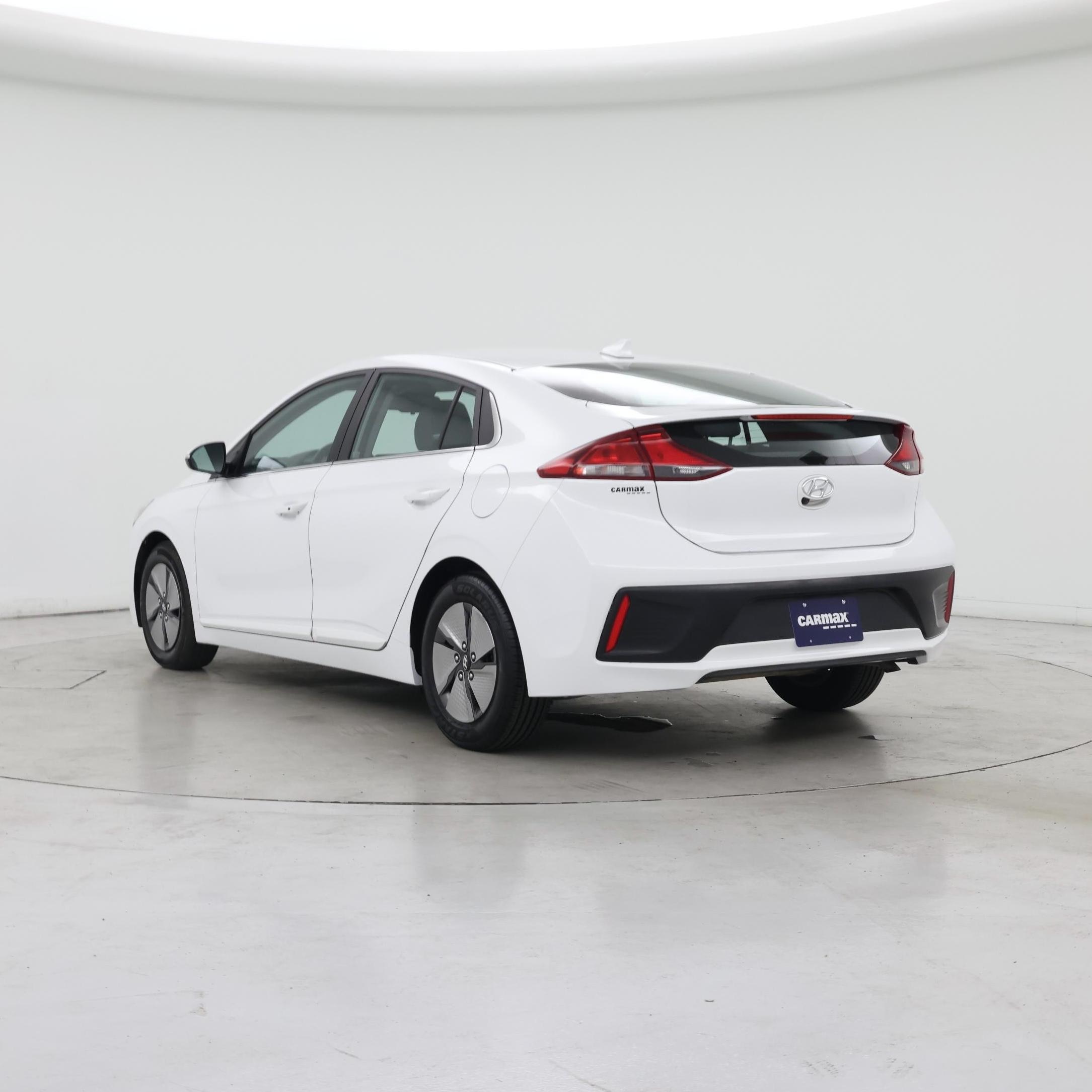 Thumbnail: 2021 Hyundai Ioniq - 2