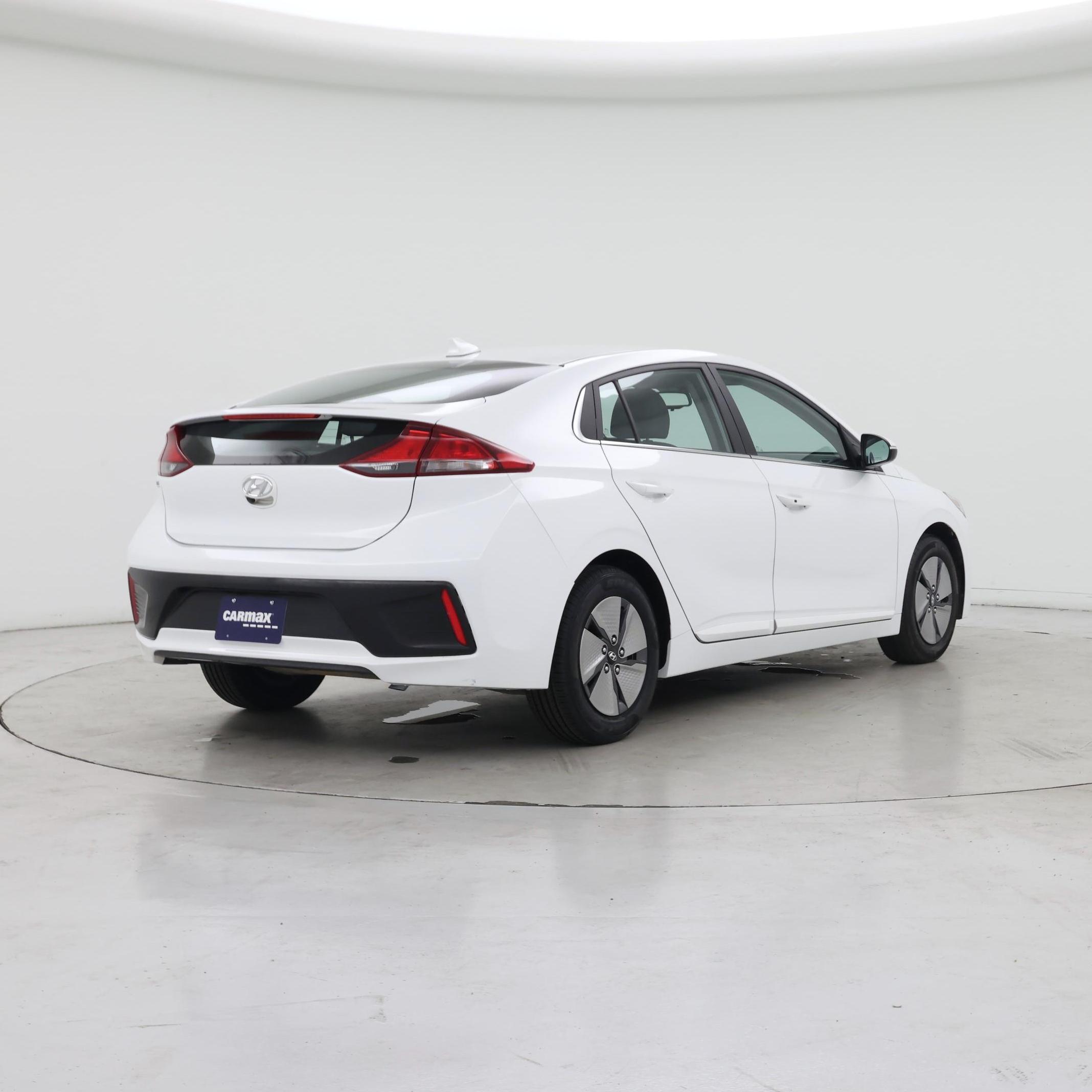 Thumbnail: 2021 Hyundai Ioniq - 8
