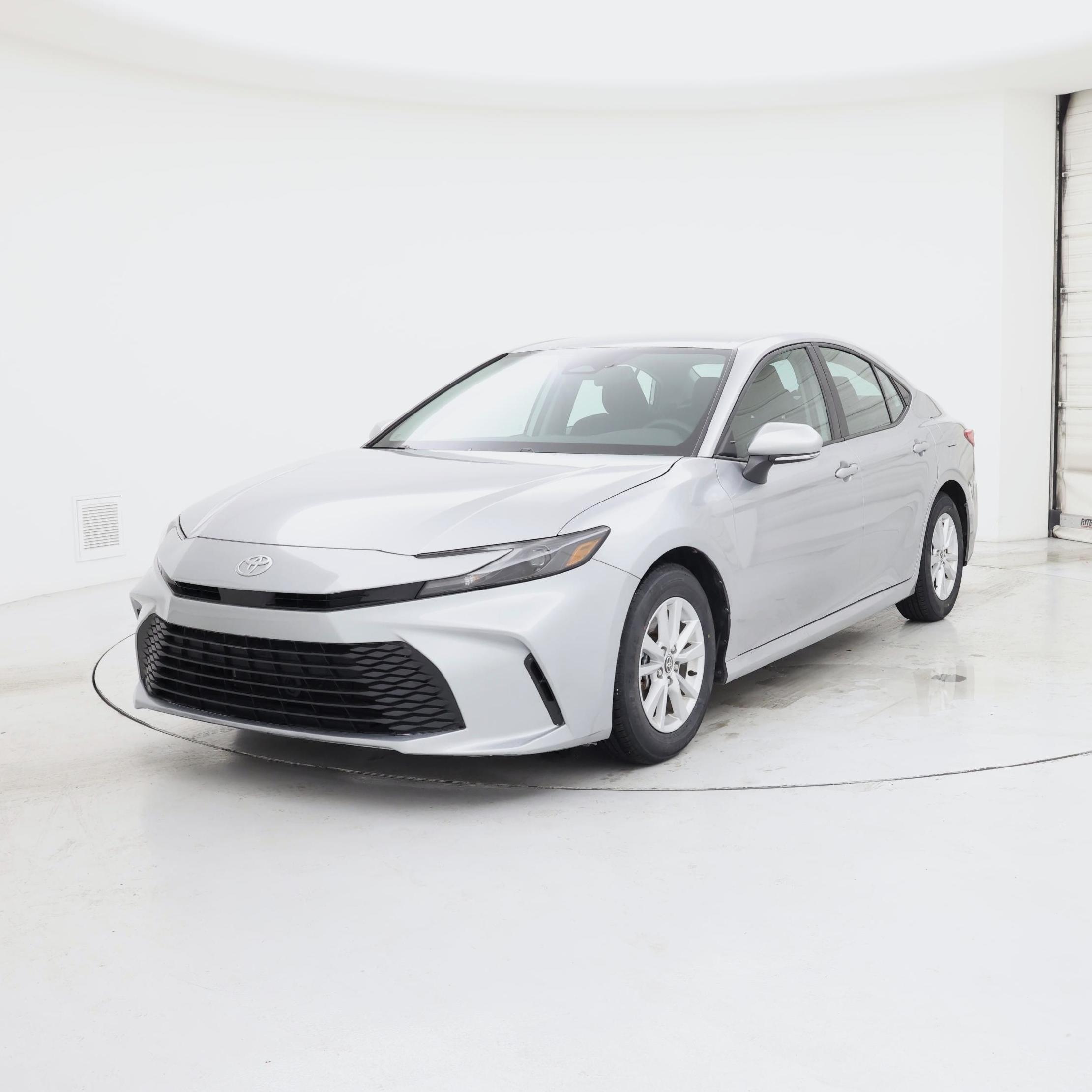 Thumbnail: 2025 Toyota Camry - 4