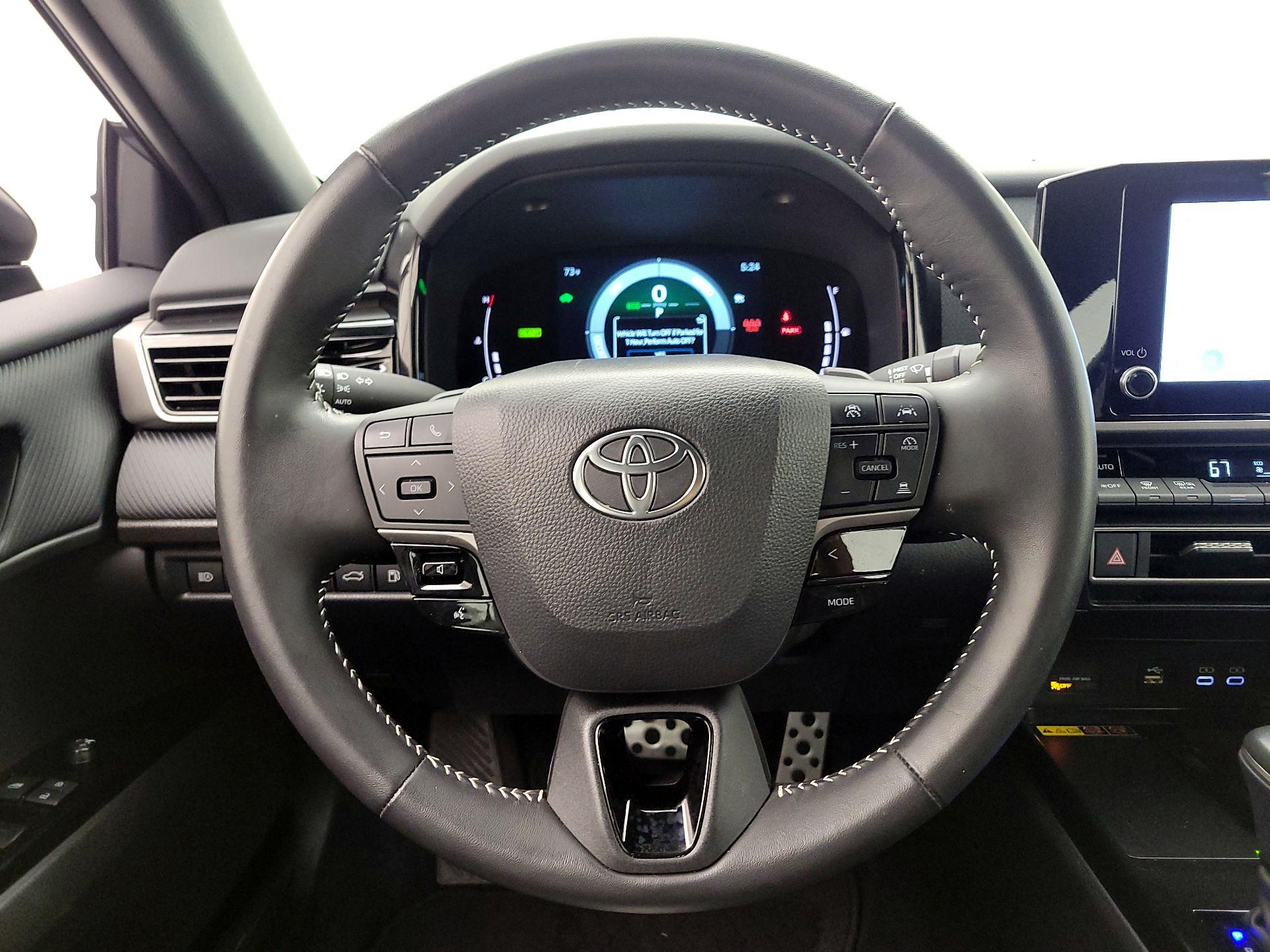 Thumbnail: 2025 Toyota Camry - 10