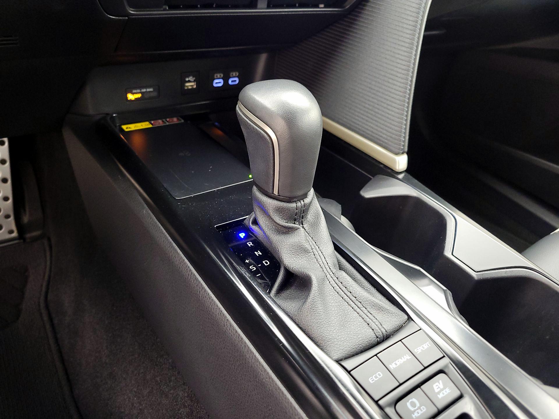 Thumbnail: 2025 Toyota Camry - 17