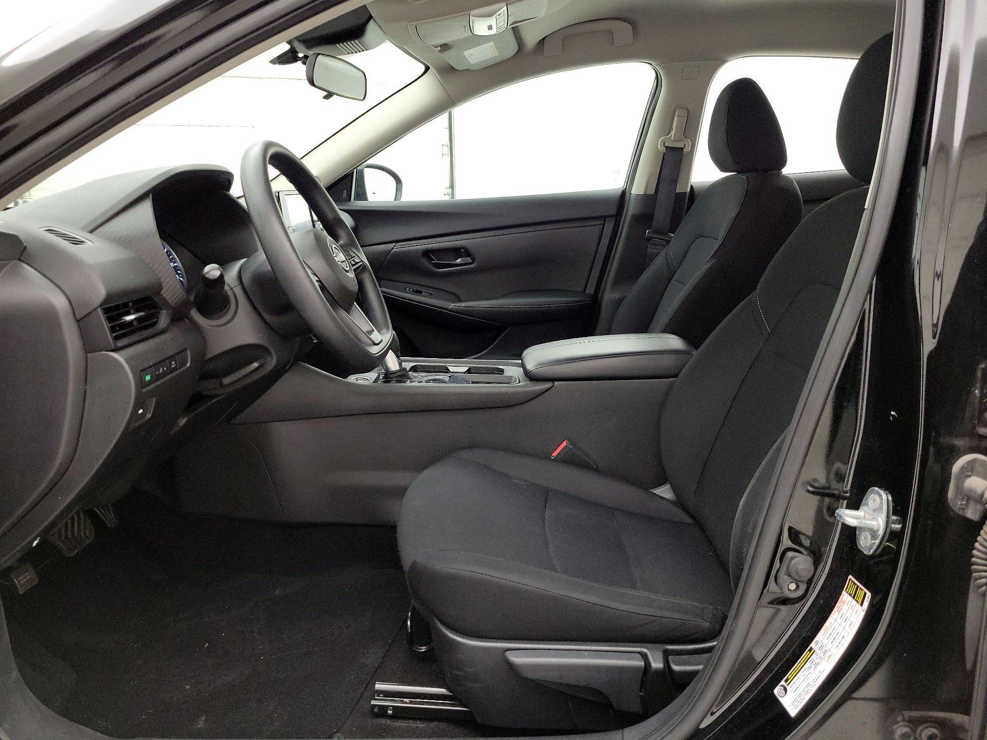 Thumbnail: 2024 Nissan Sentra - 11