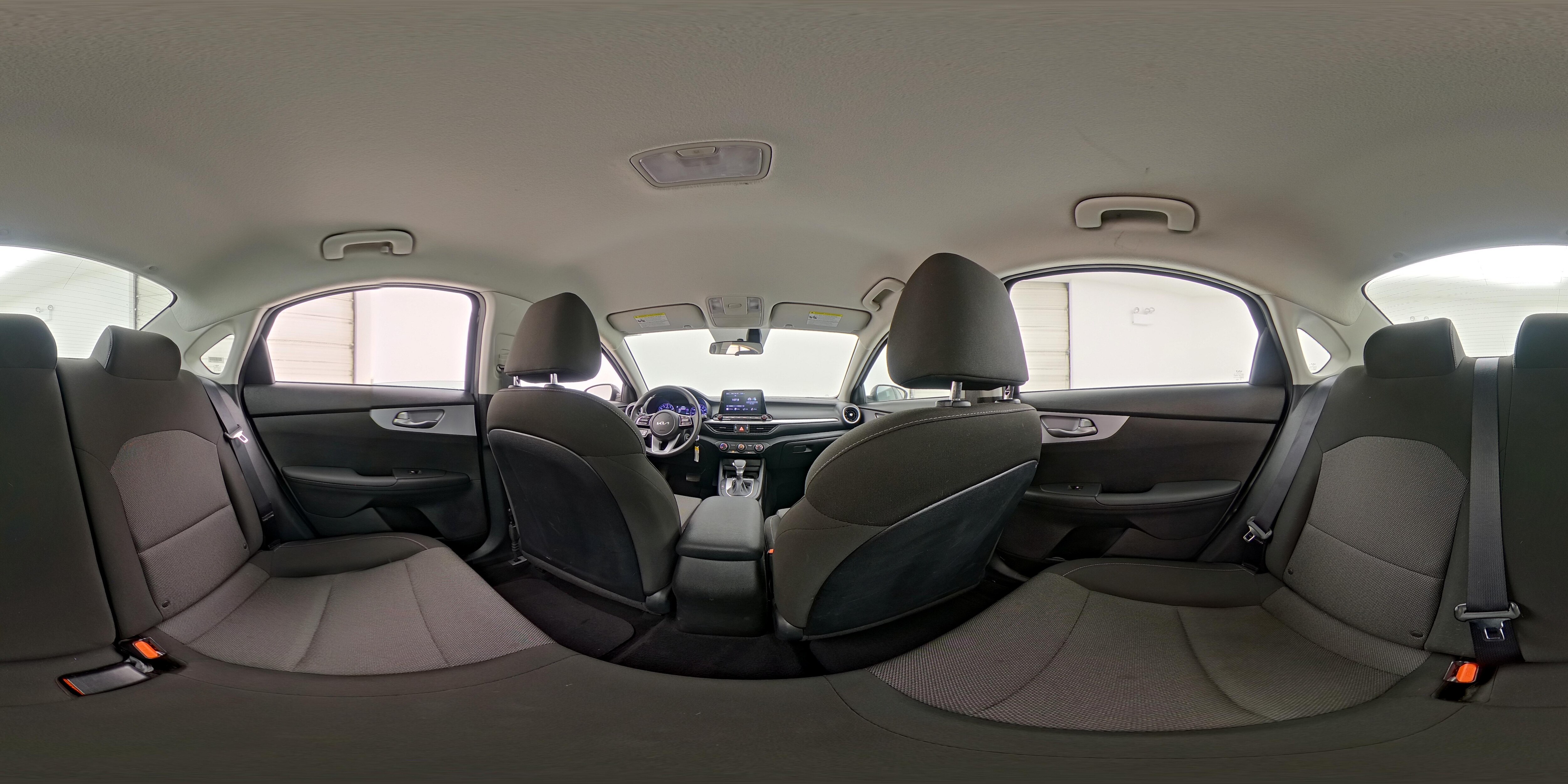 2024 Kia Forte LXS - Photo 25