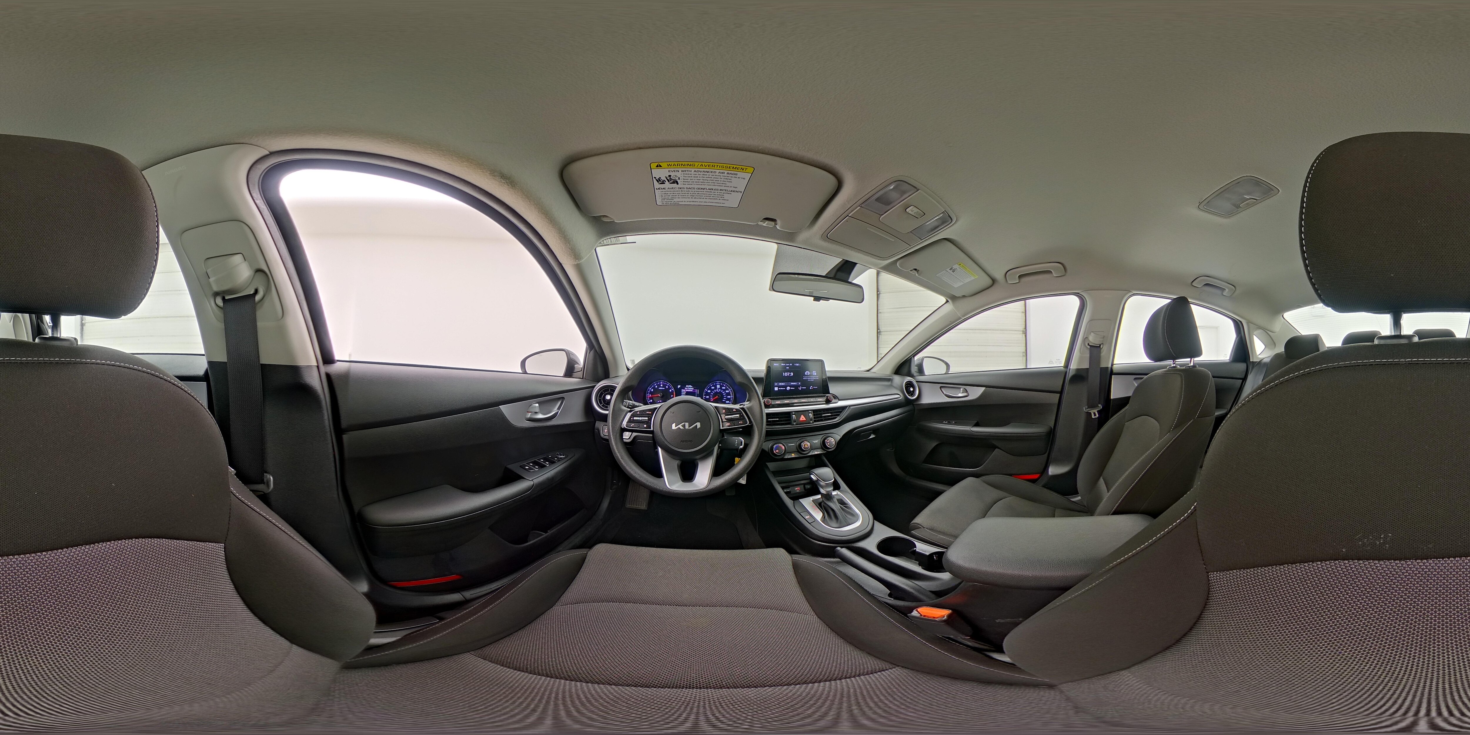 2024 Kia Forte LXS - Photo 26