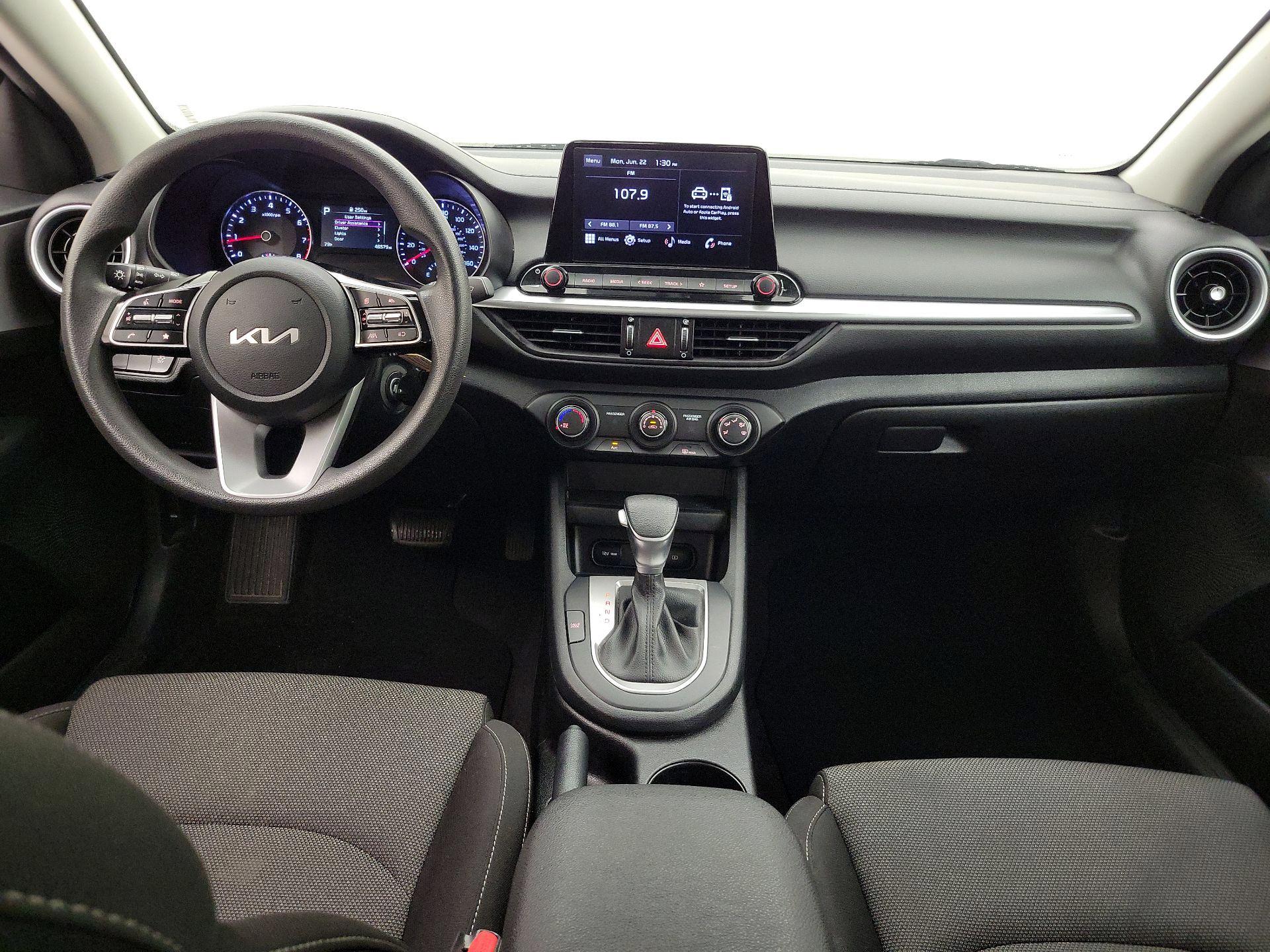 Thumbnail: 2024 Kia Forte - 9