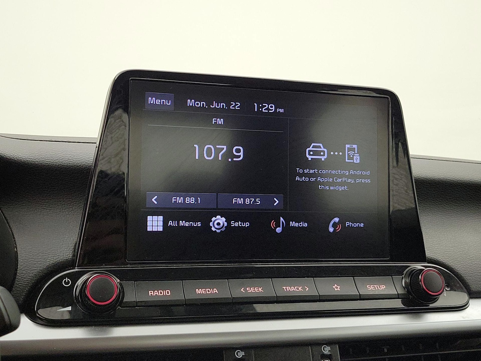 2024 Kia Forte LXS - Photo 16