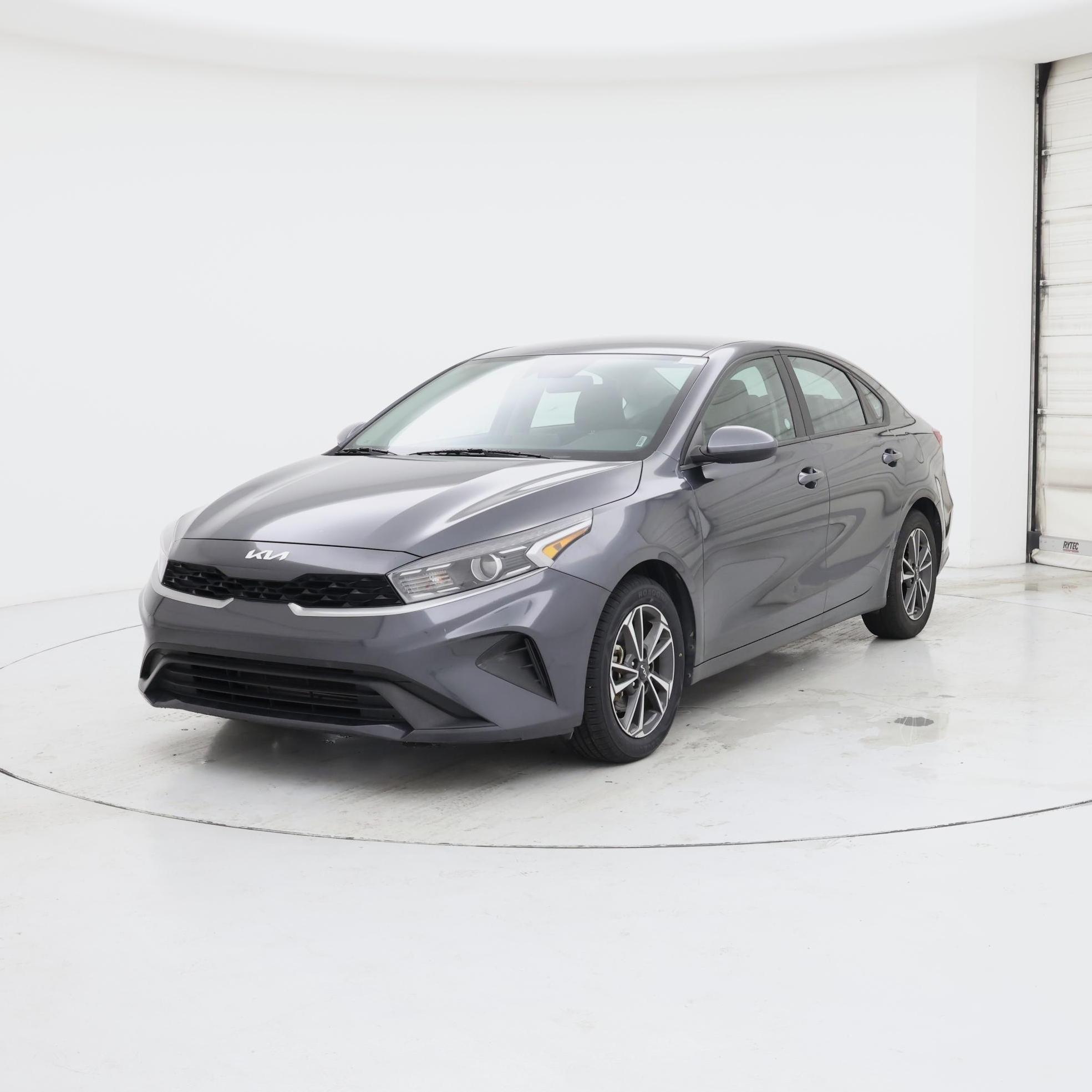 Thumbnail: 2024 Kia Forte - 4