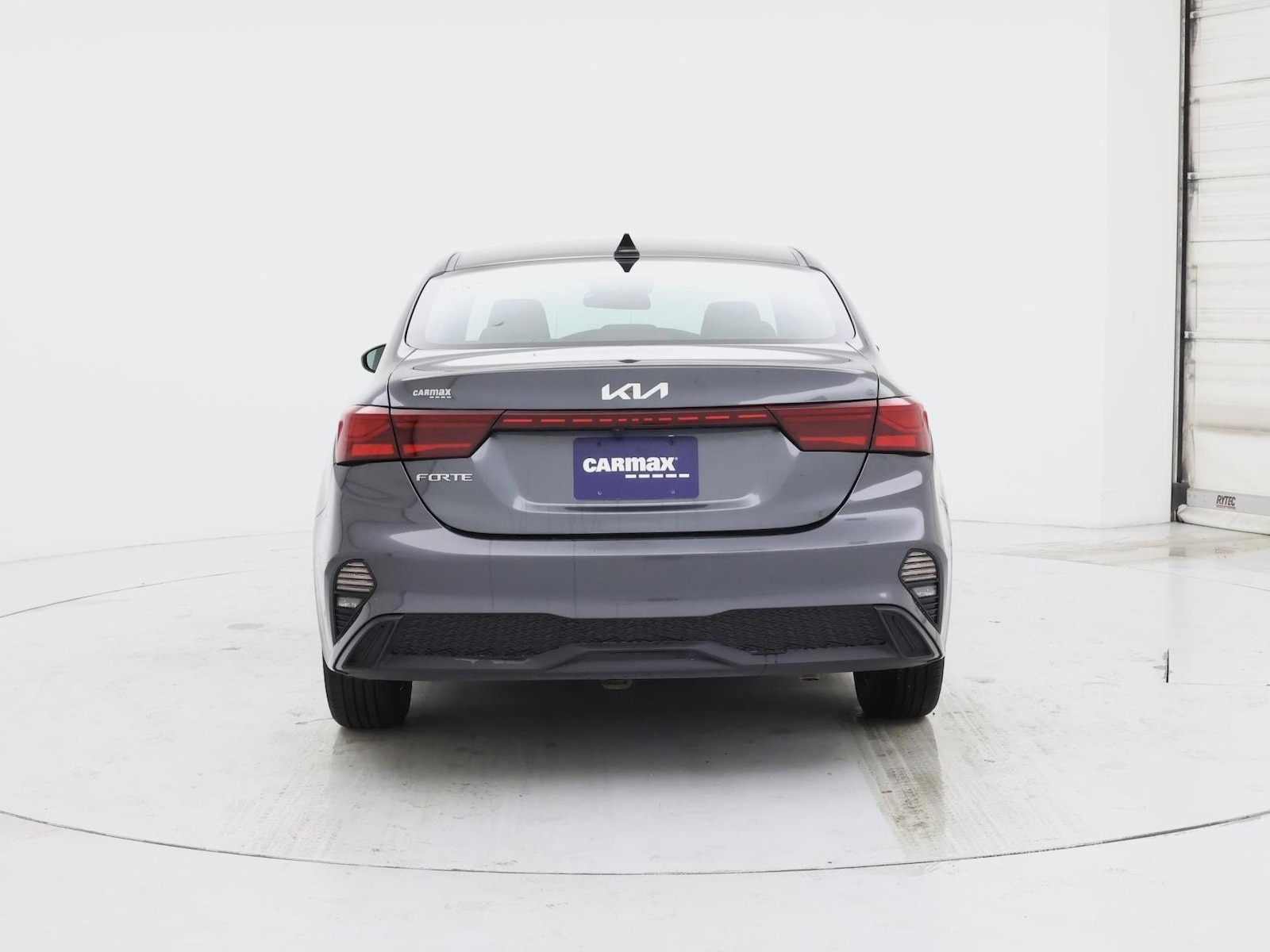 2024 Kia Forte LXS - Photo 7