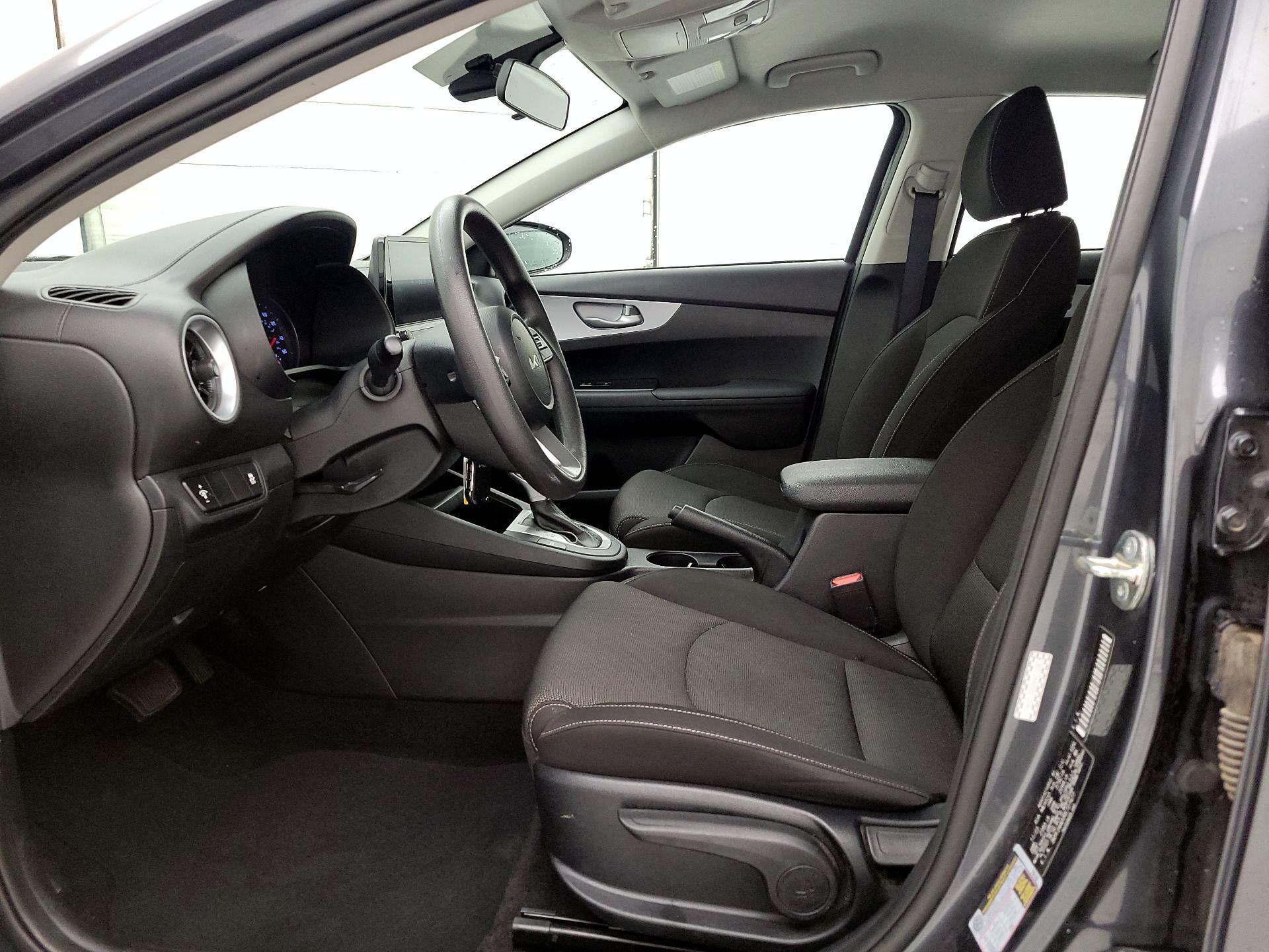 Thumbnail: 2024 Kia Forte - 20